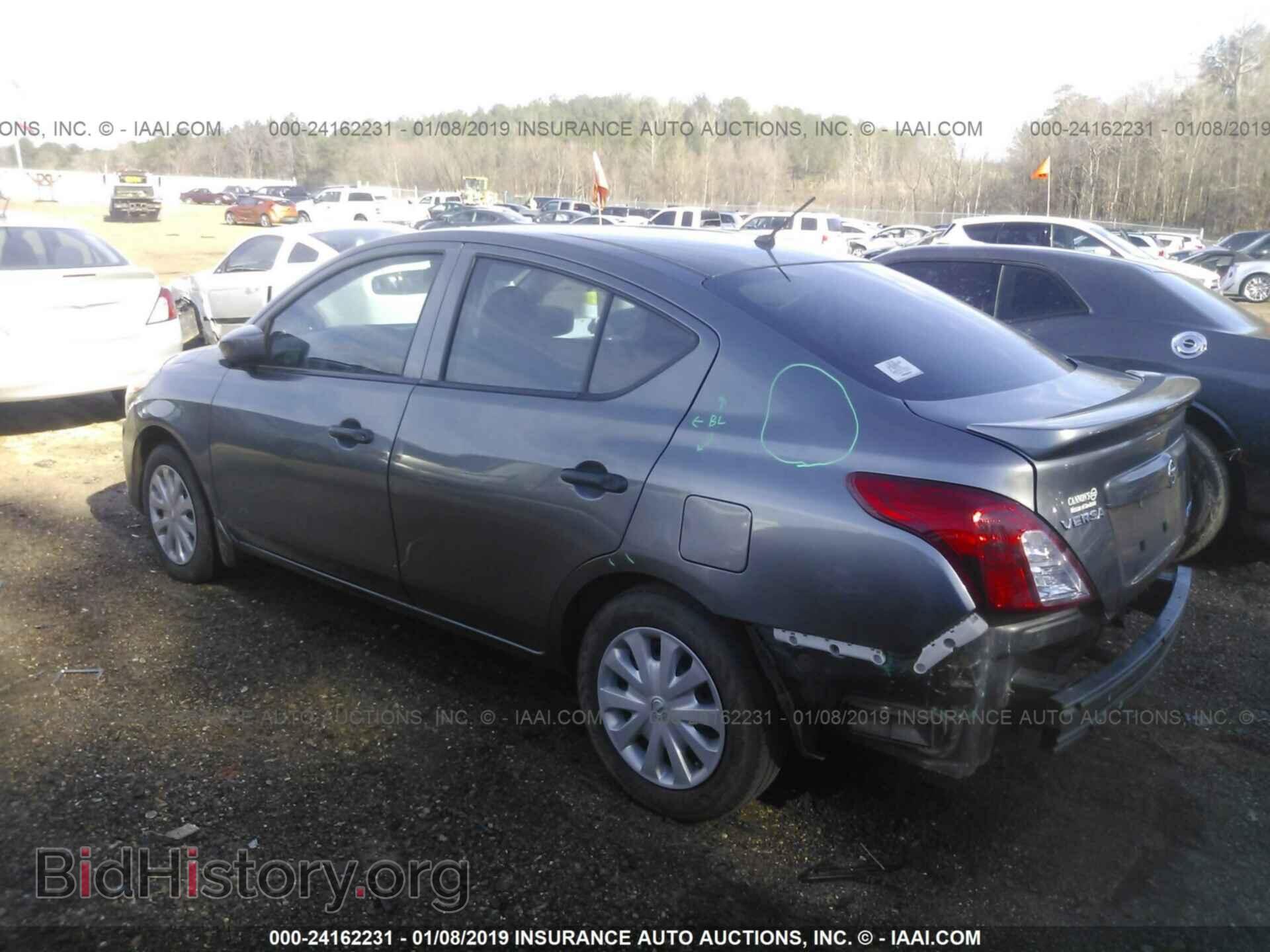 2016 NISSAN VERSA - VIN: 3N1CN7AP1GL818064 - Фото 3