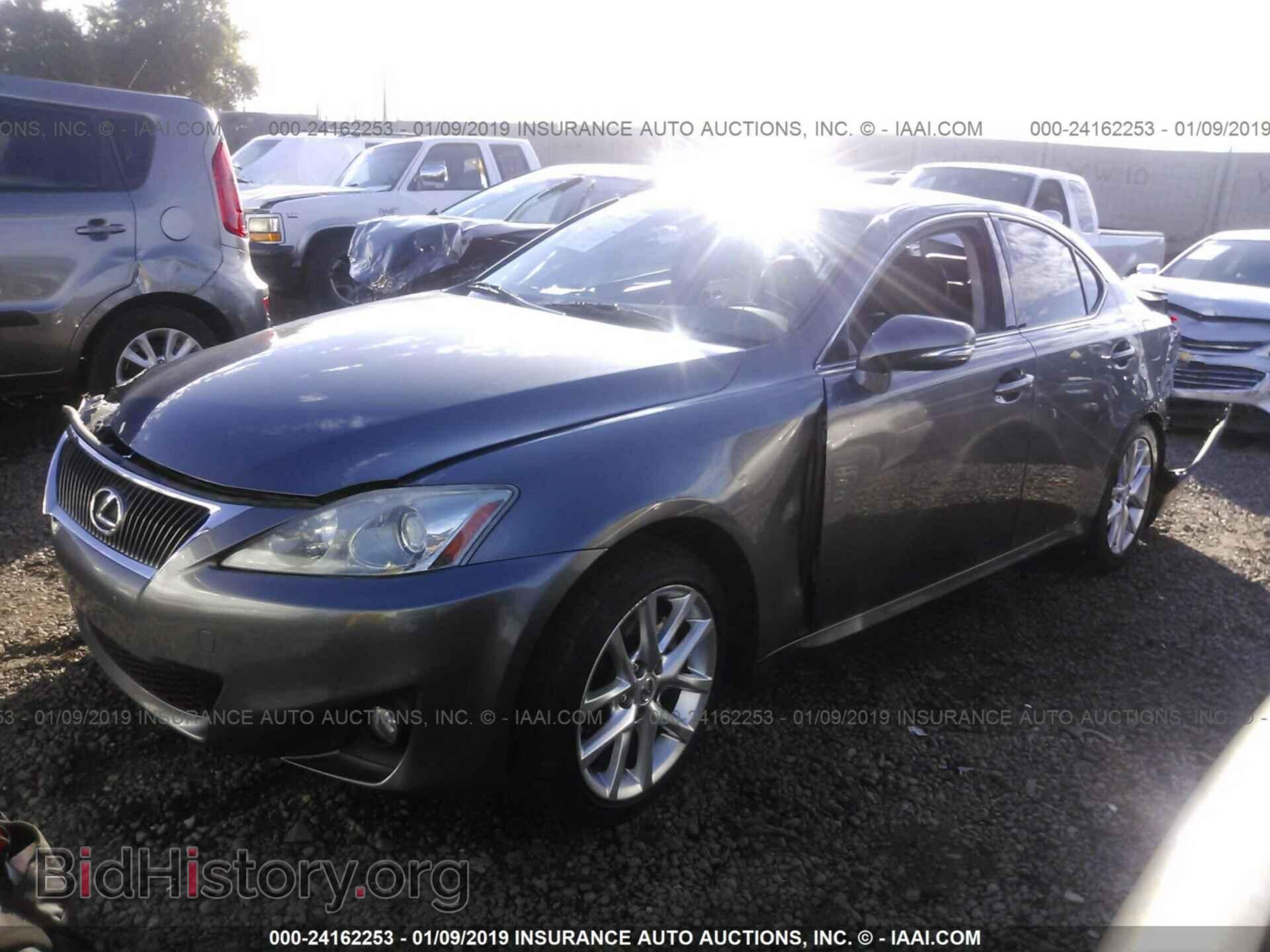 2012 LEXUS IS - VIN: JTHBF5C25C5183385 - Photo 2