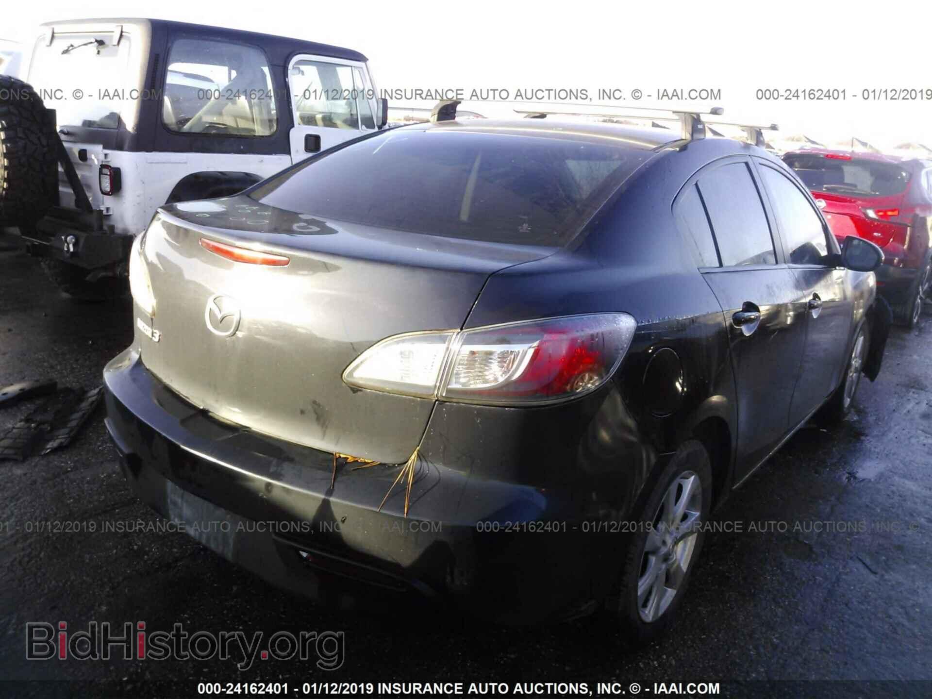 2011 MAZDA 3 - VIN: JM1BL1VF3B1466943 - Фото 4