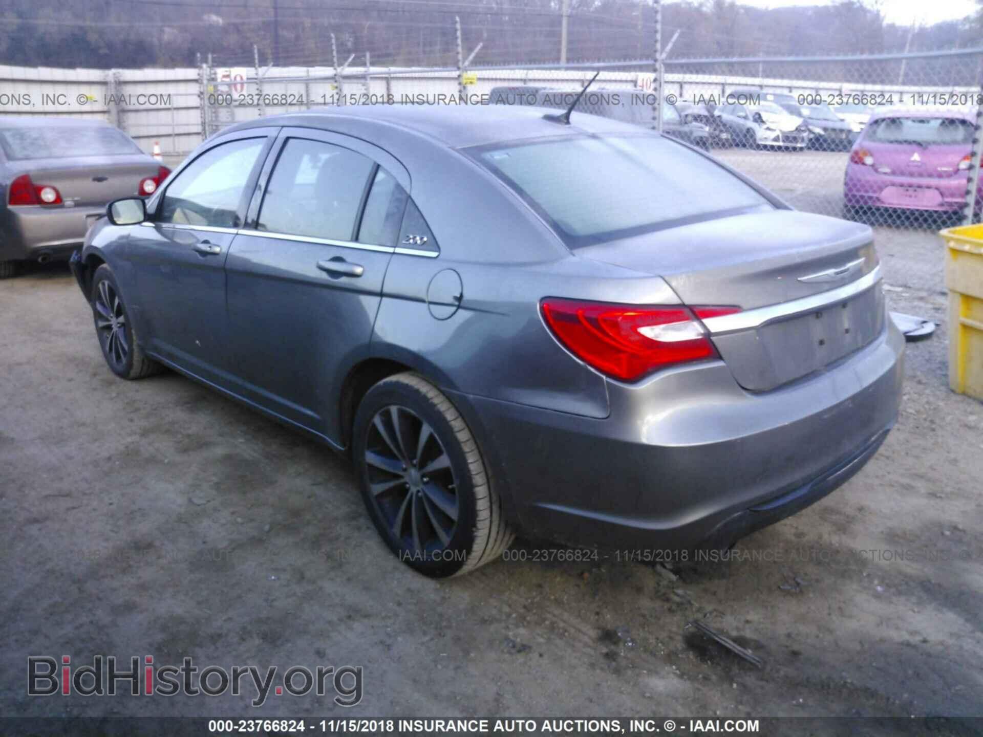2011 CHRYSLER 200 - VIN: 1C3BC8FG5BN614734 - Фото 3