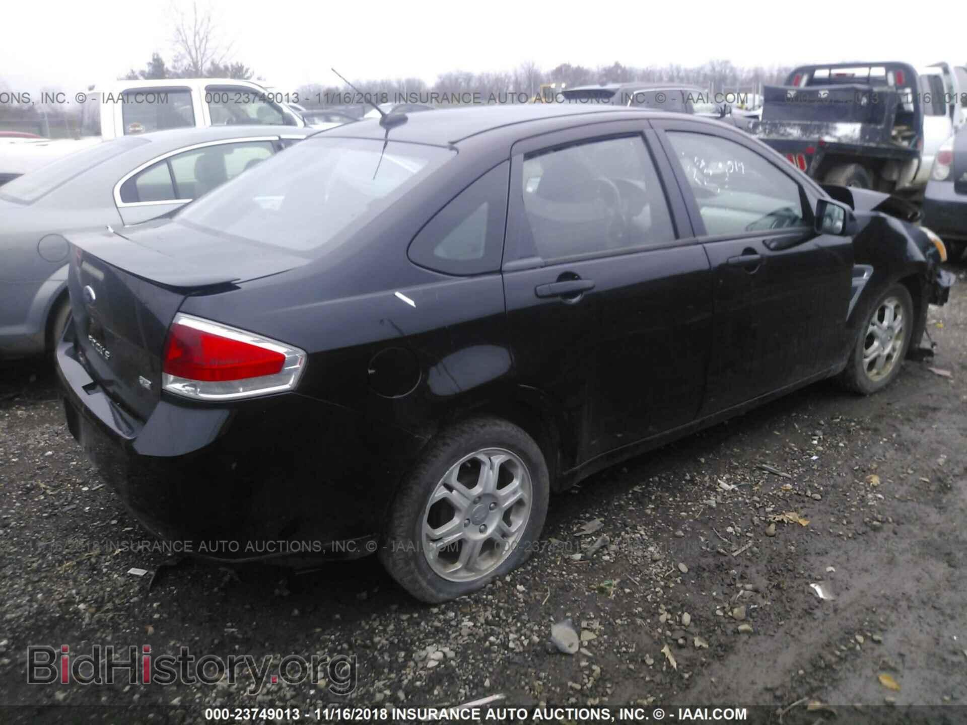 2008 FORD FOCUS - VIN: 1FAHP35N58W207700 - Photo 4