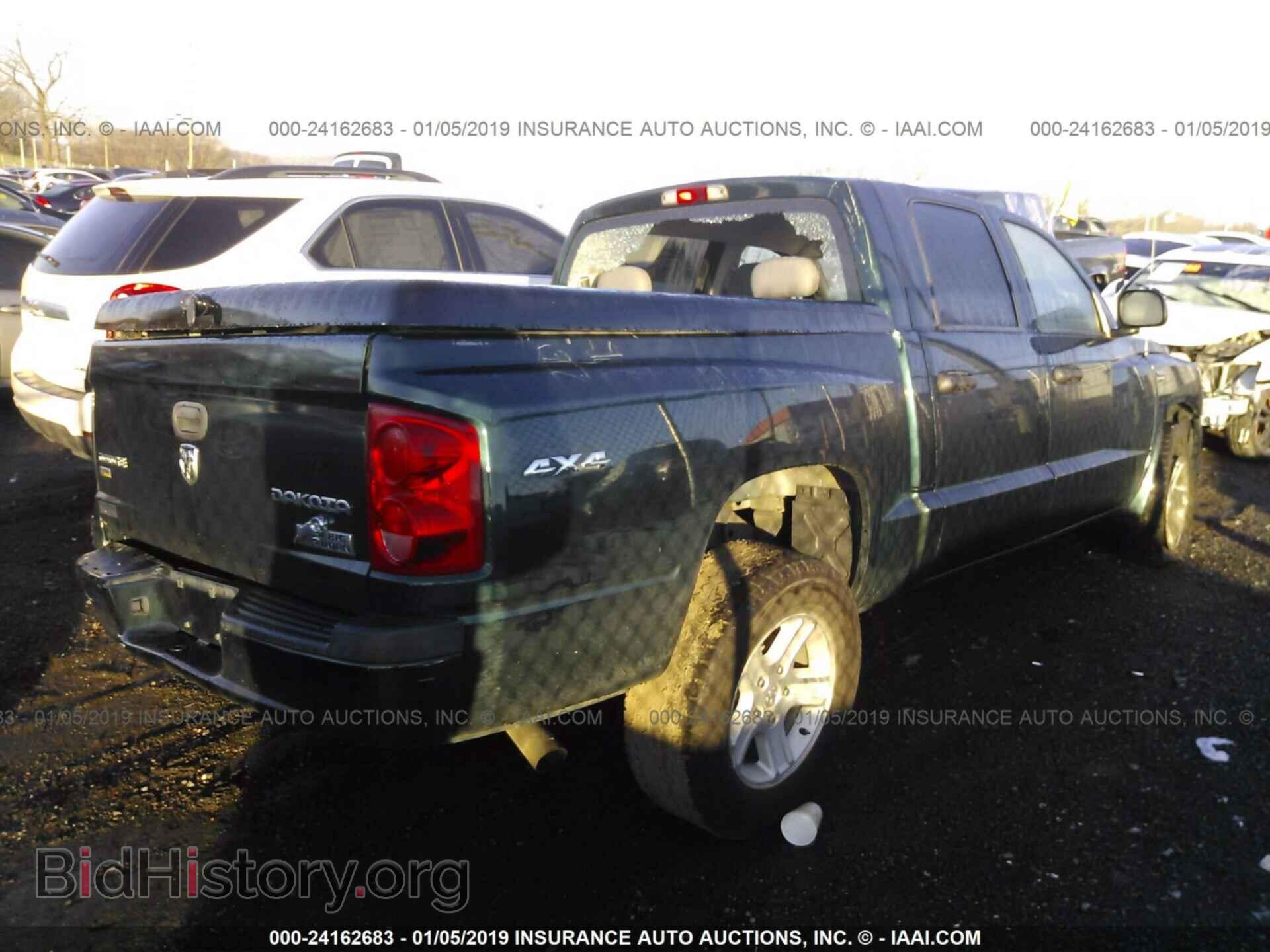2011 DODGE DAKOTA - VIN: 1D7RW3GP3BS633776 - Фото 4