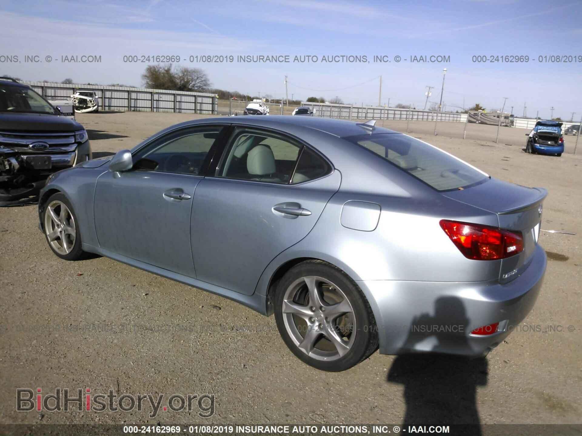 2007 LEXUS IS - VIN: JTHBE262072011169 - Photo 3
