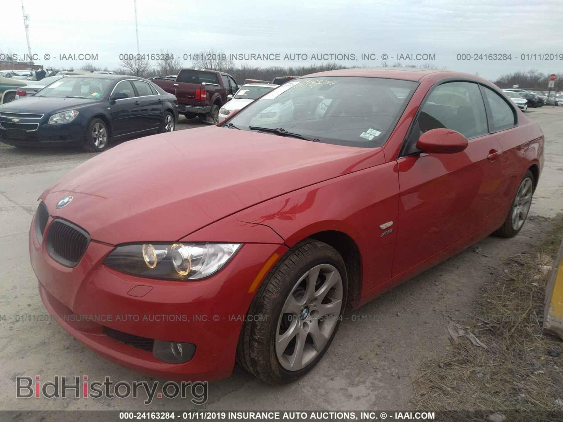 2009 BMW 335 - VIN: WBAWC73569E063926 - Фото 2