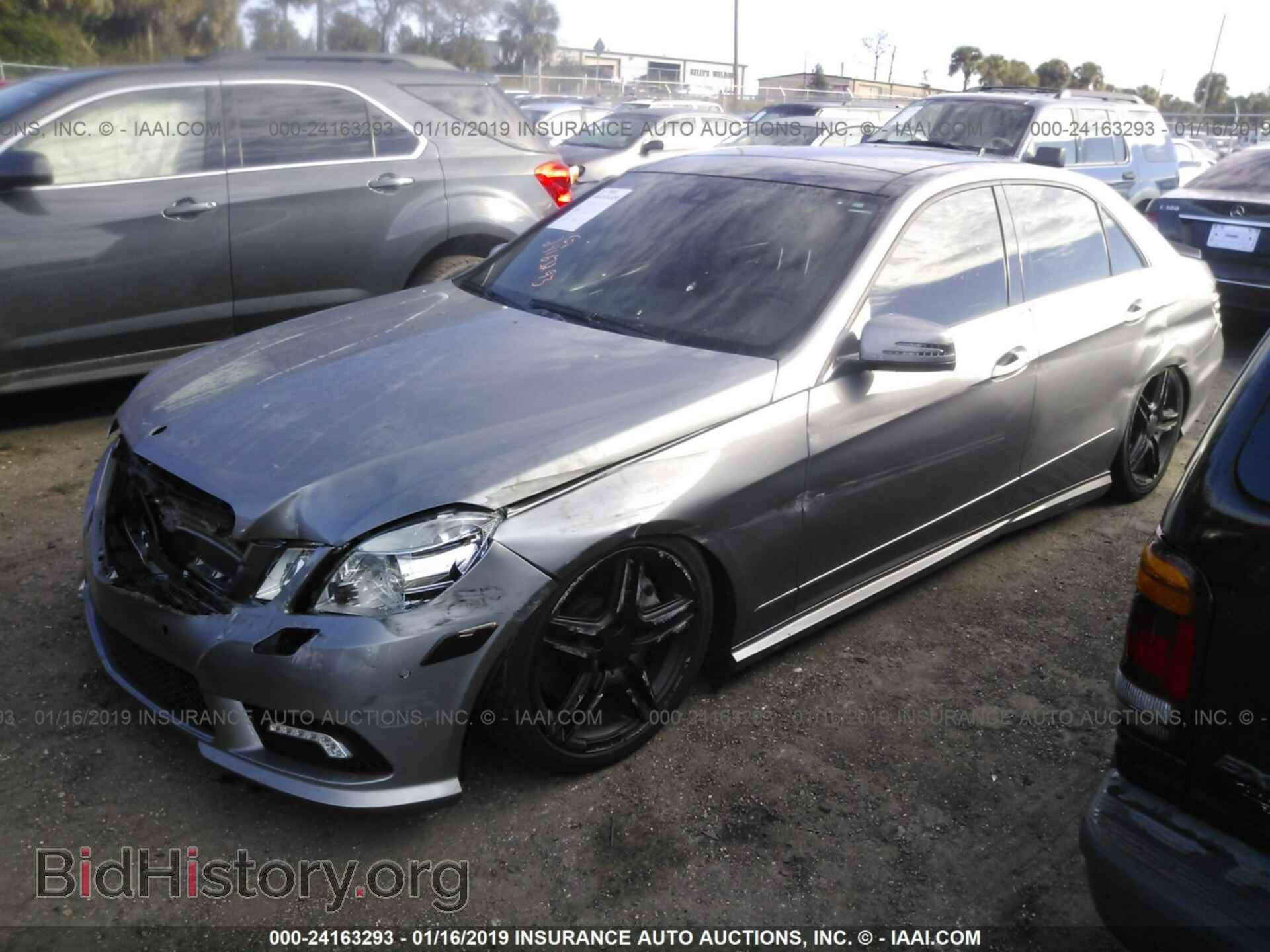 2011 MERCEDES-BENZ E - VIN: WDDHF7CB2BA277632 - Photo 2