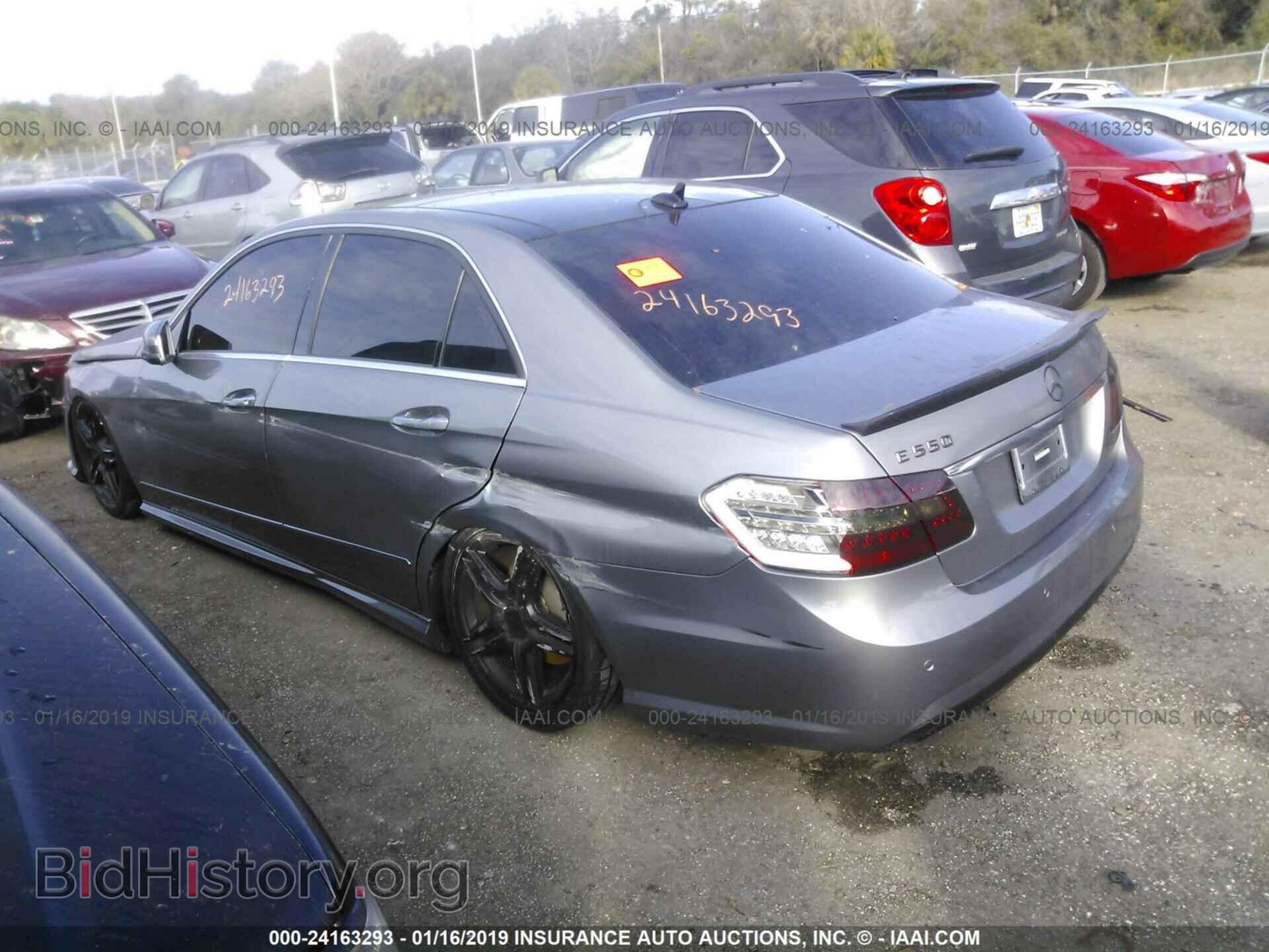 2011 MERCEDES-BENZ E - VIN: WDDHF7CB2BA277632 - Photo 3