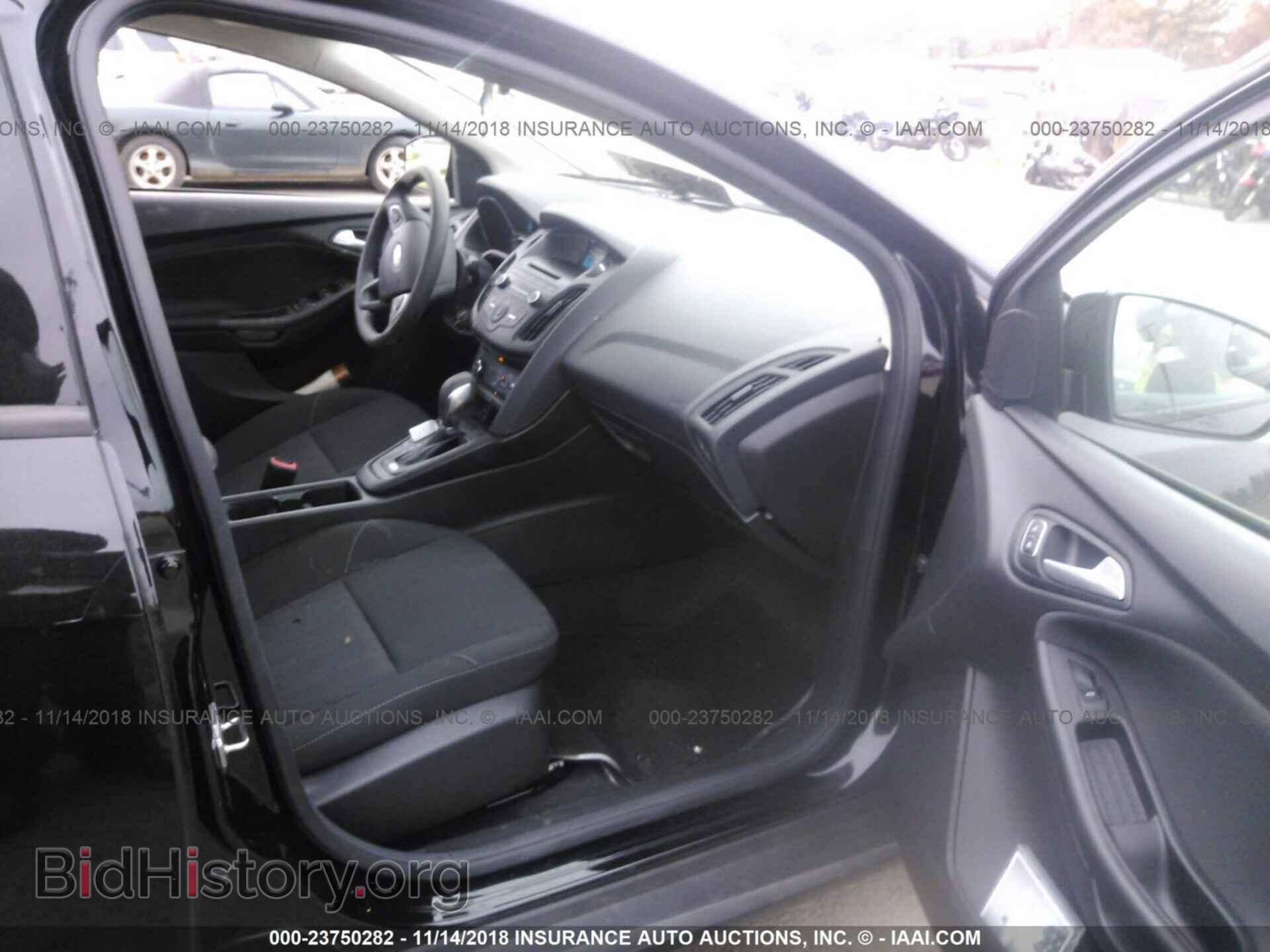 2017 FORD FOCUS - VIN: 1FADP3F23HL294596 - Photo 5