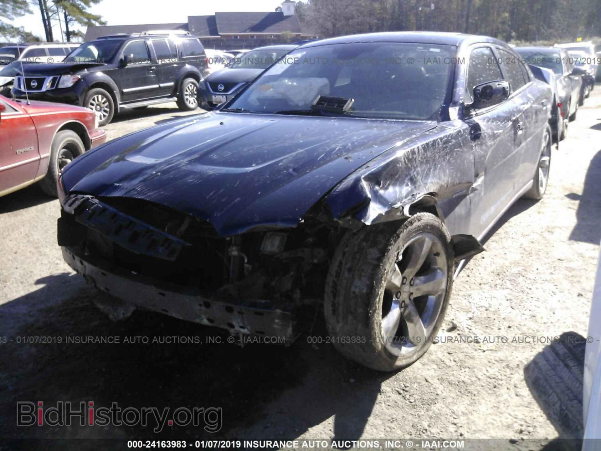 2011 DODGE CHARGER - VIN: 2B3CL5CT3BH524119 - Фото 2