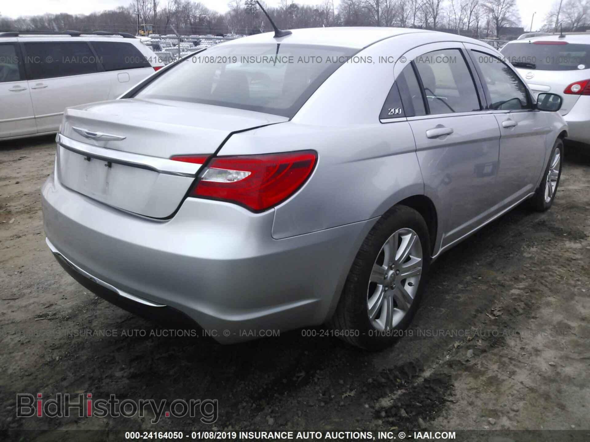 2012 CHRYSLER 200 - VIN: 1C3CCBABXCN179823 - Фото 4