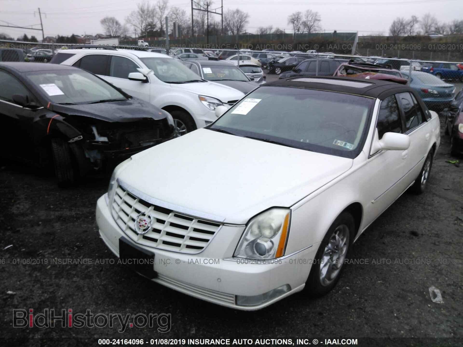 2011 CADILLAC DTS - VIN: 1G6KH5E65BU142998 - Фото 2