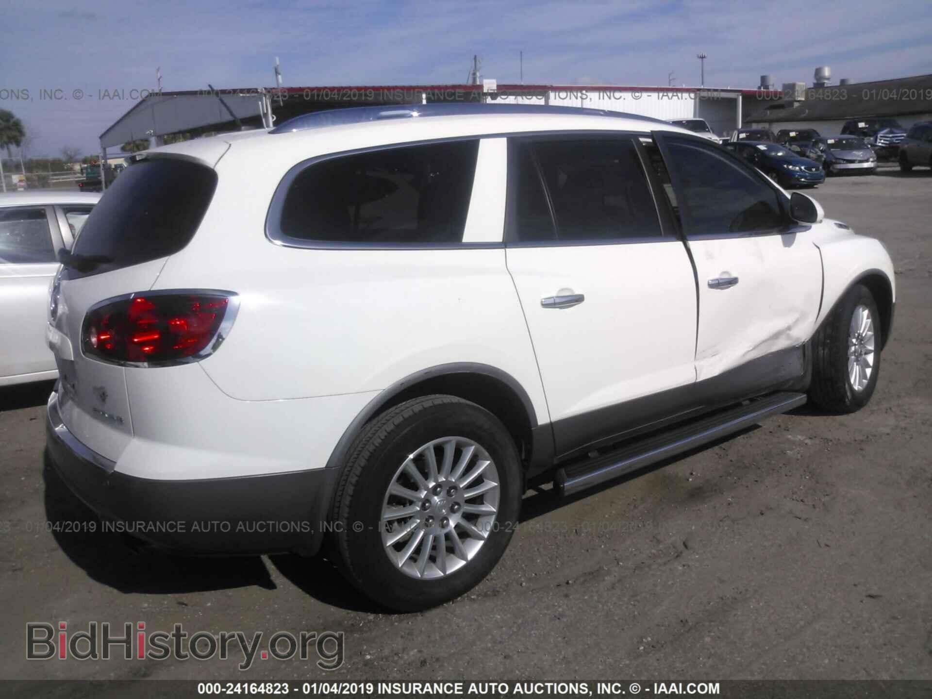 2011 BUICK ENCLAVE - VIN: 5GAKRAEDXBJ374095 - Фото 4