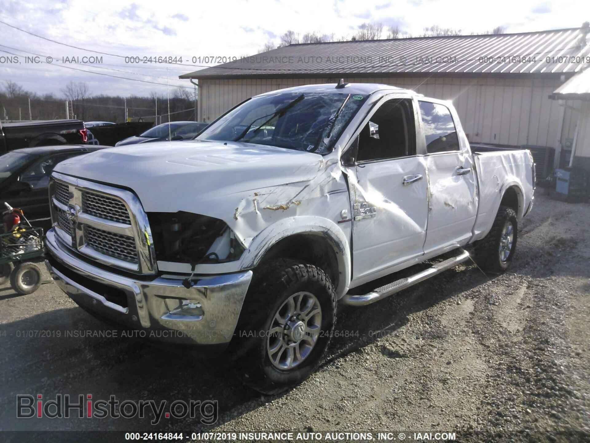 2017 RAM 2500 - VIN: 3C6UR5FL4HG588330 - Фото 2