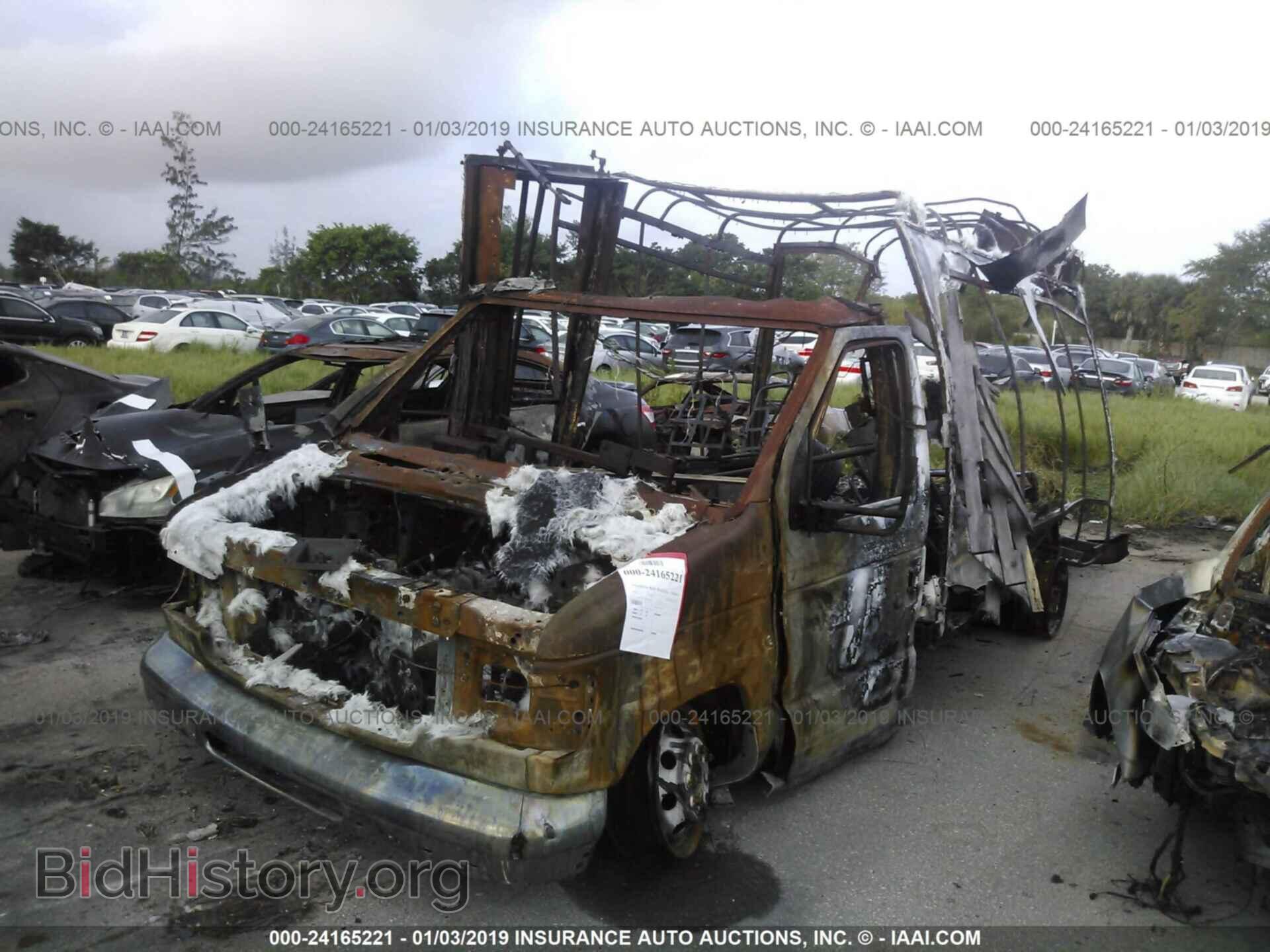 2006 FORD ECONOLINE - VIN: 1FDWE35L86HB24586 - Фото 2