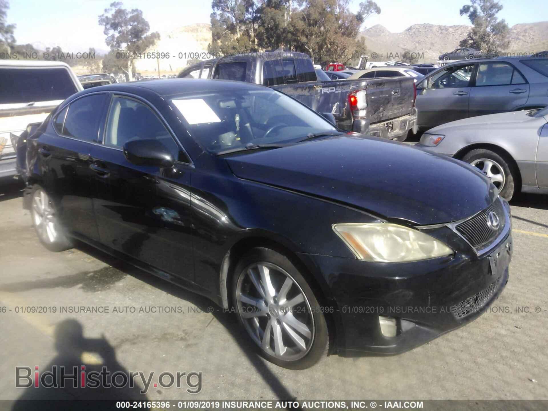 Фотография JTHBK262062011163 - LEXUS IS 2006