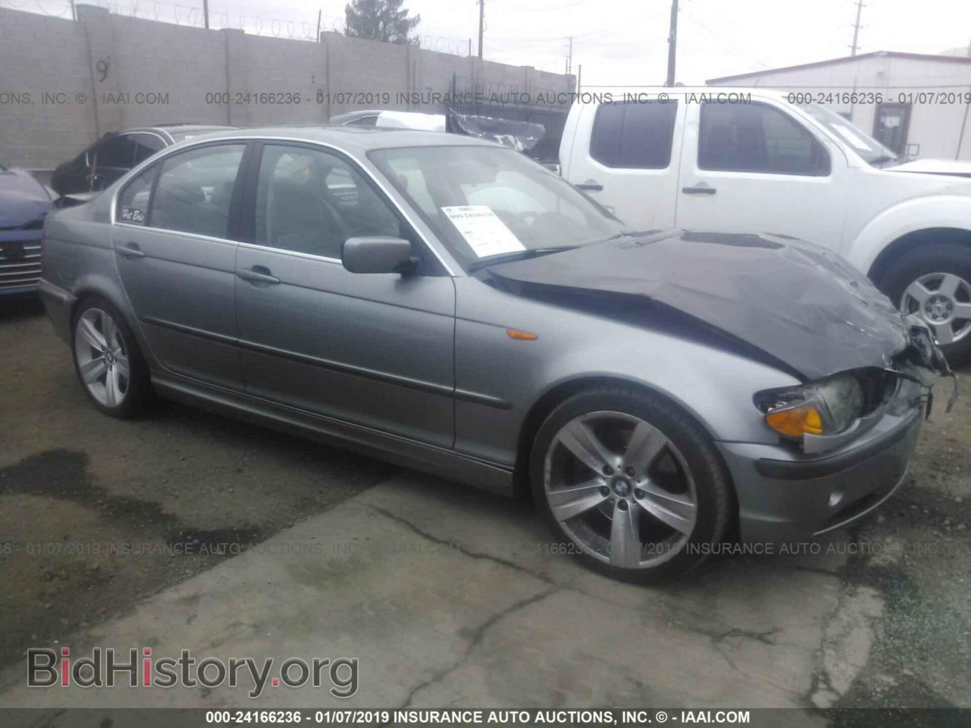 Photo WBAEV53415KM42054 - BMW 330 2005