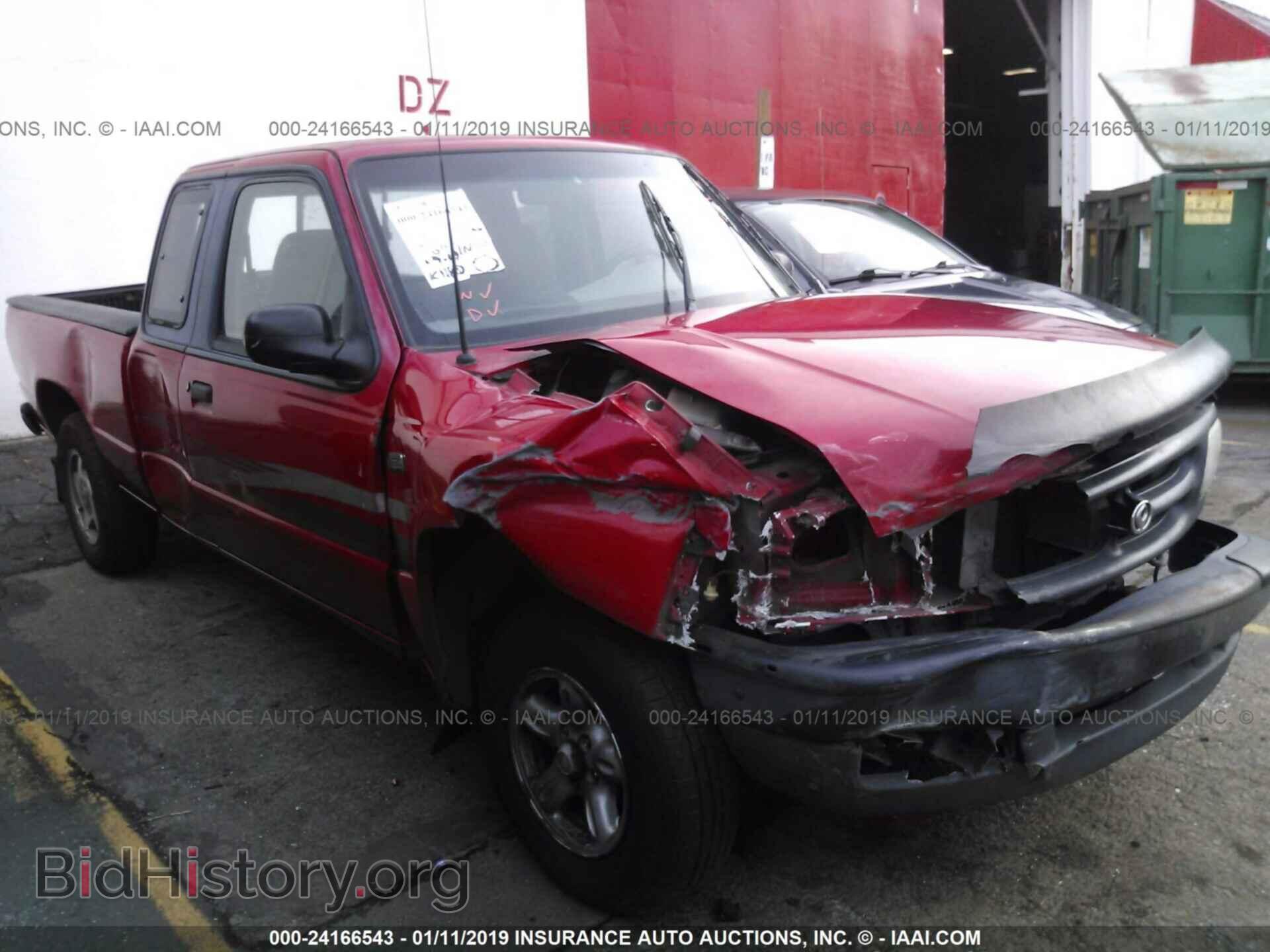 Photo 4F4CR16A2STM32350 - MAZDA B2300 1995