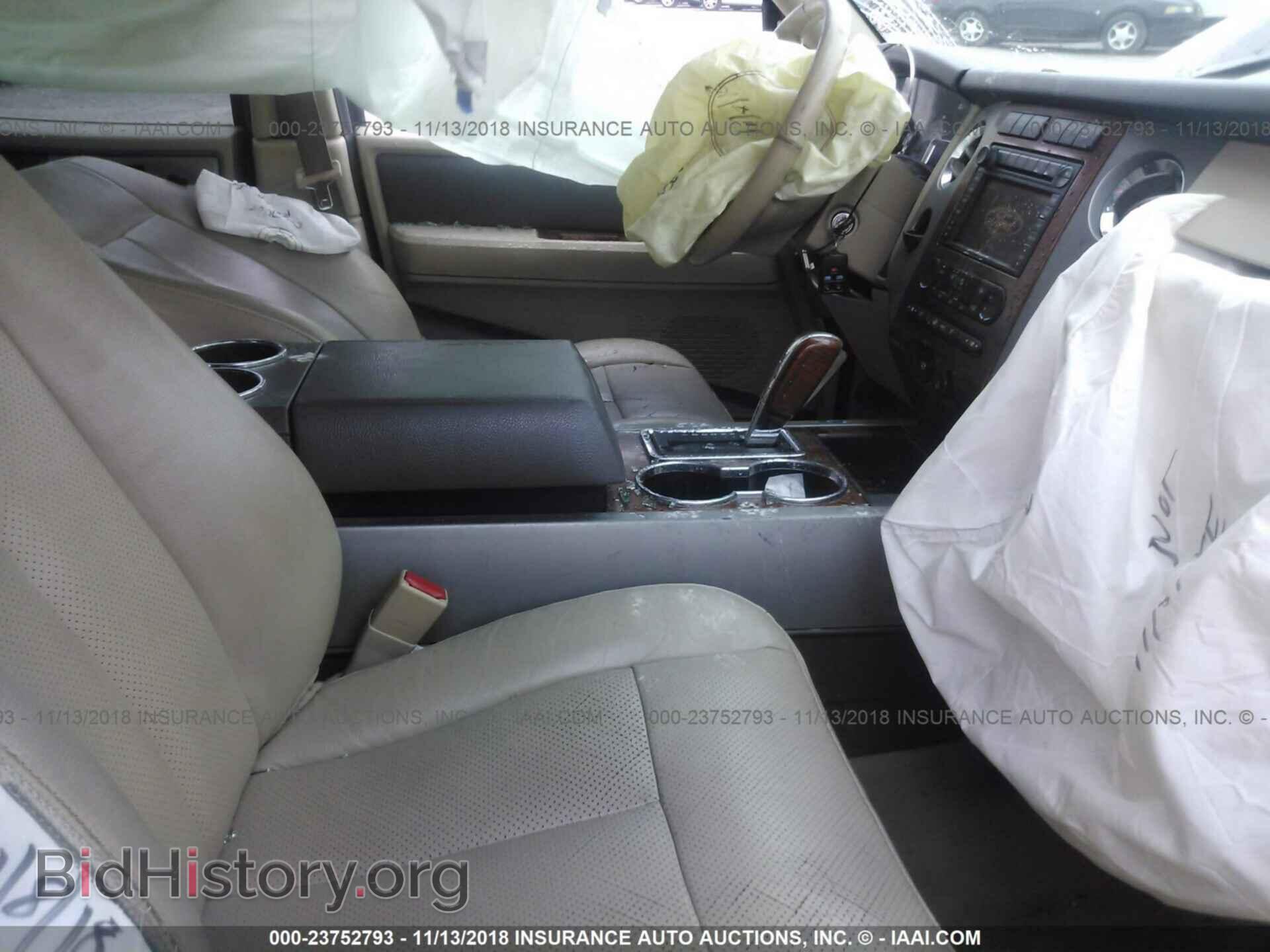 2007 FORD EXPEDITION - VIN: 1FMFK17517LA71157 - Фото 5