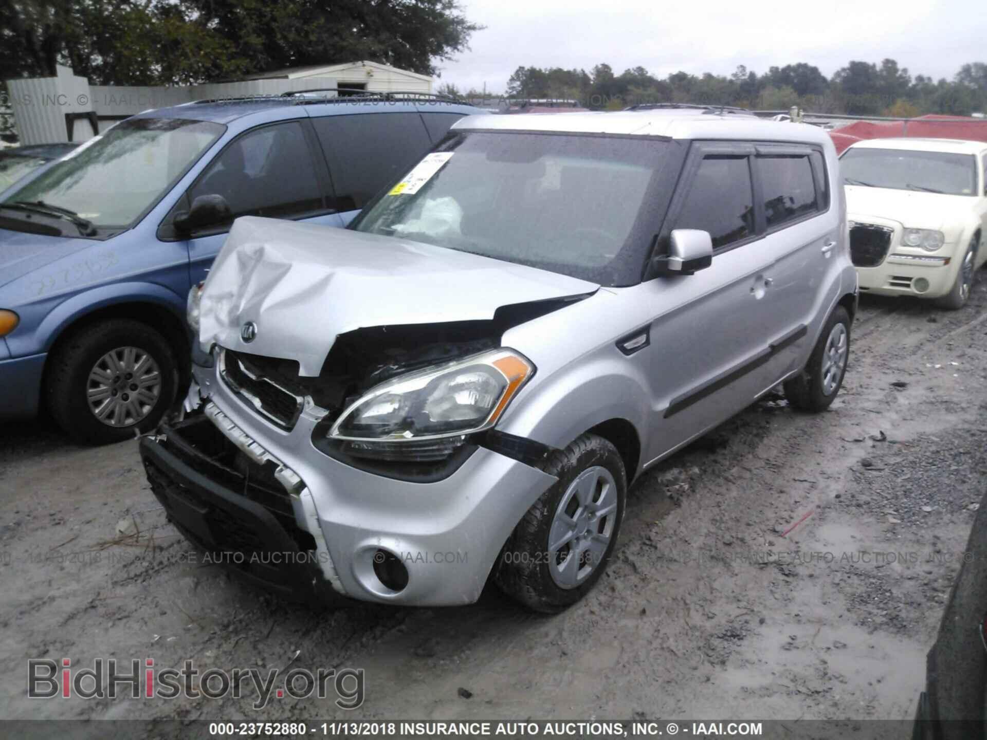 2012 BMW 328 - VIN: WBA3A5C57CF340386 - Фото 2