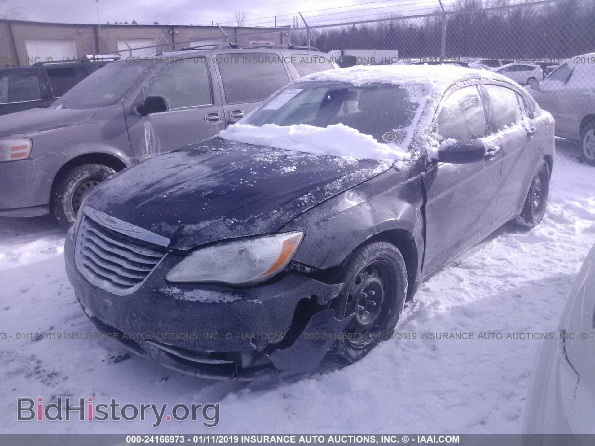 2014 CHRYSLER 200 - VIN: 1C3CCBAB9EN141390 - Фото 2