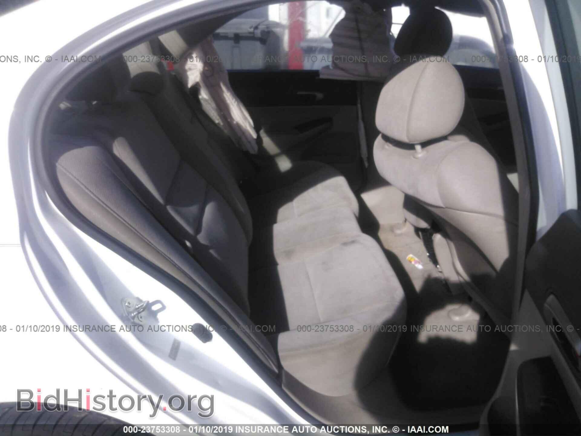 2011 HONDA CIVIC - VIN: 19XFA1F58BE016196 - Фото 8