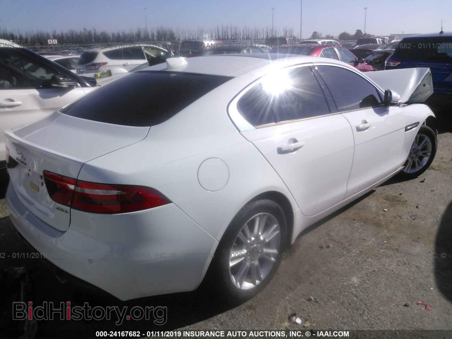 2017 JAGUAR XE - VIN: SAJAD4BG5HA967723 - Фото 4