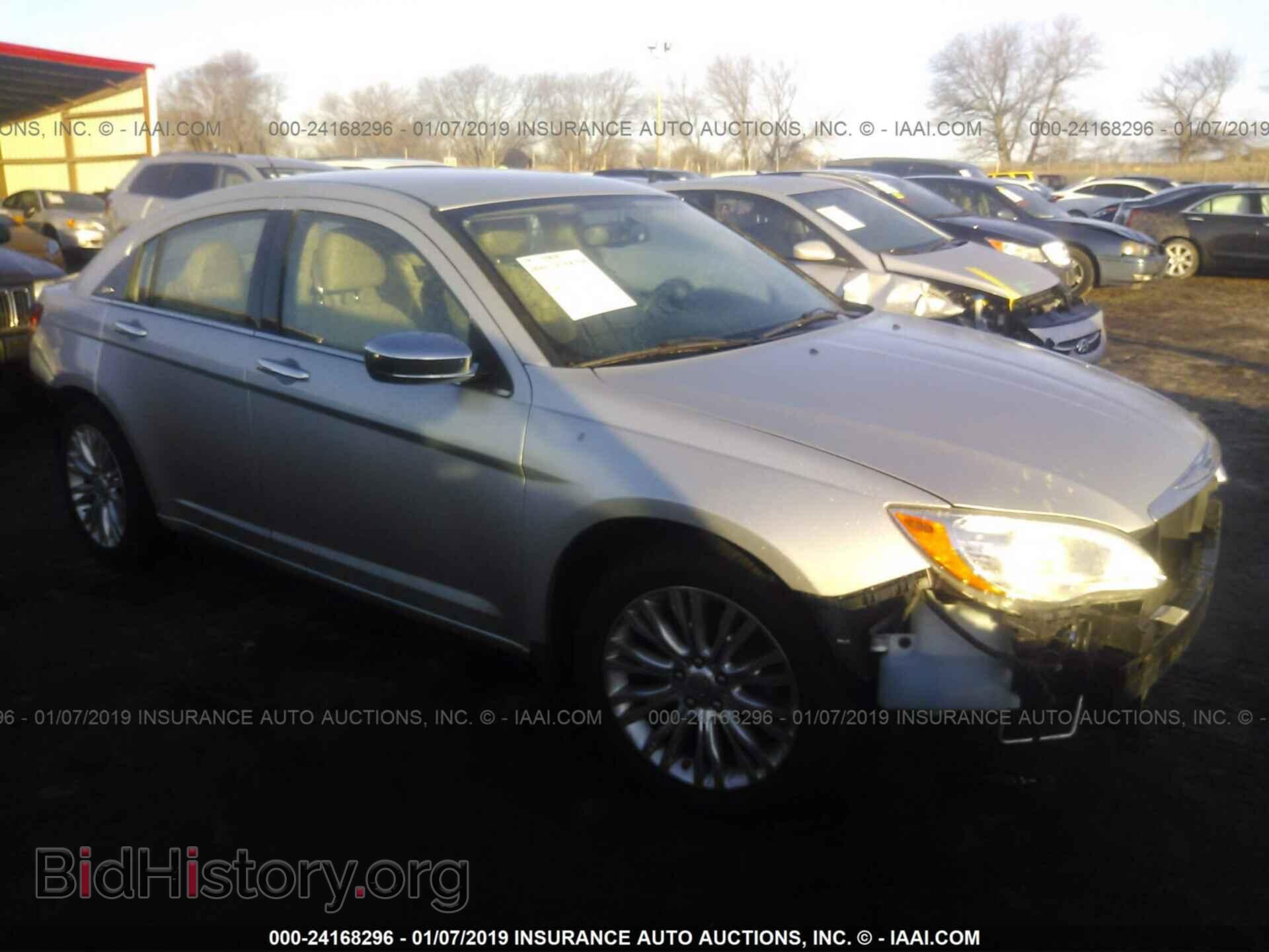 Photo 1C3BC2FB2BN537175 - CHRYSLER 200 2011