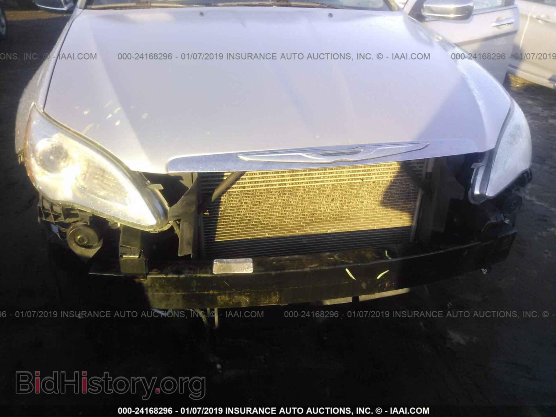2011 CHRYSLER 200 - VIN: 1C3BC2FB2BN537175 - Photo 6