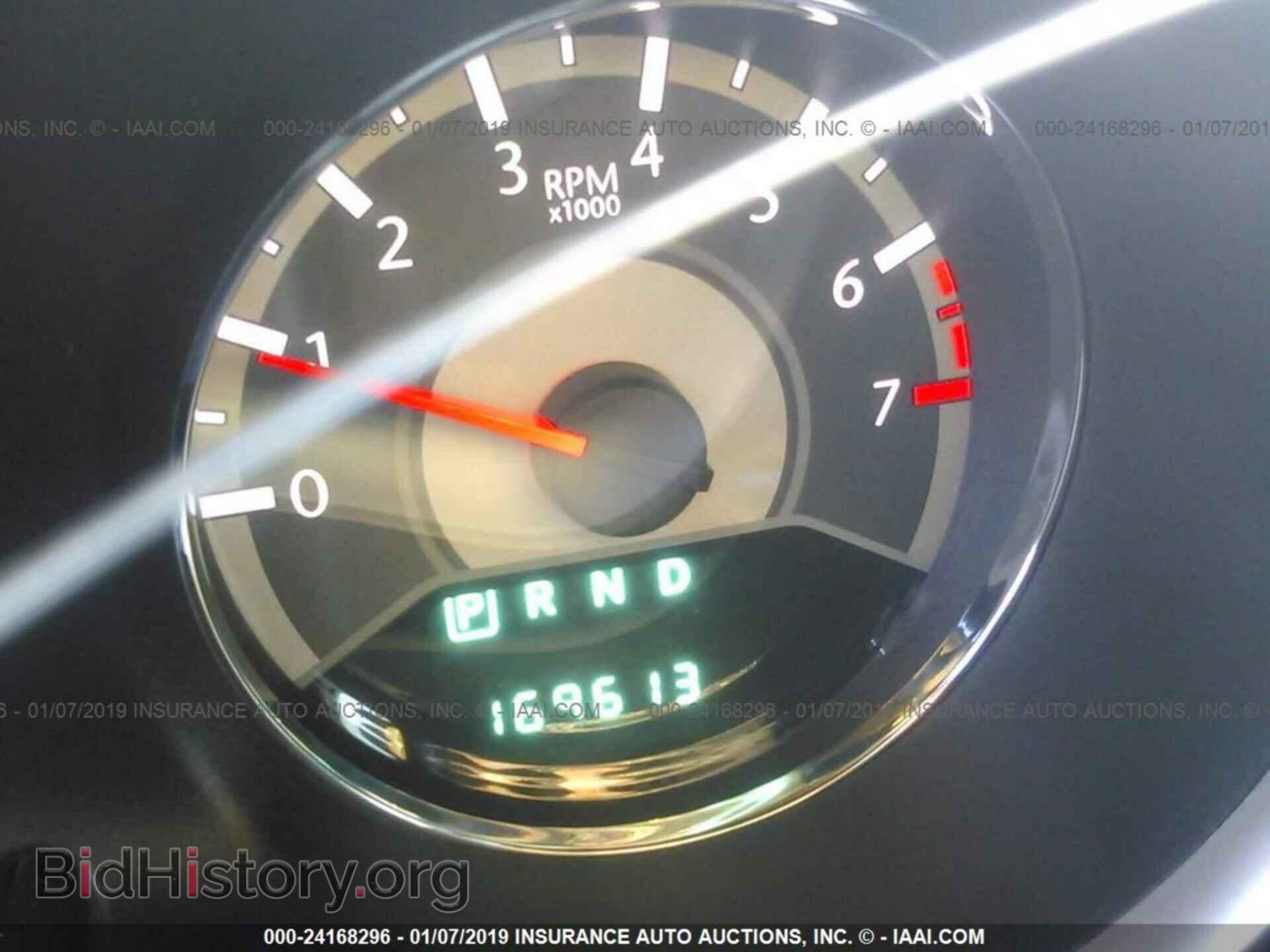 2011 CHRYSLER 200 - VIN: 1C3BC2FB2BN537175 - Photo 7