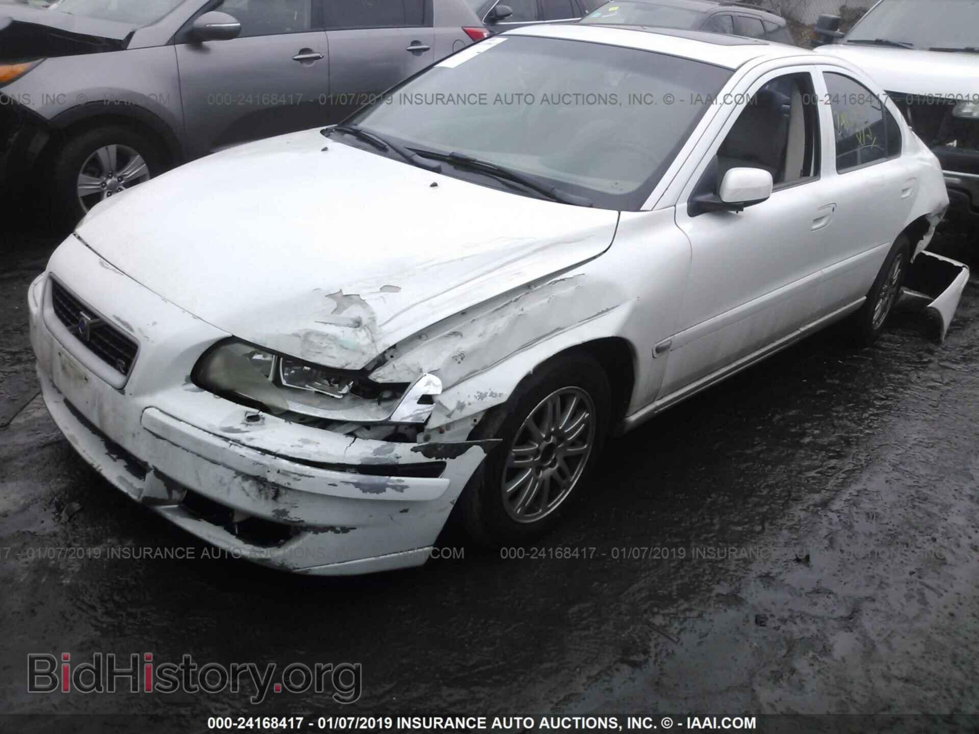 2005 VOLVO S60 - VIN: YV1RS612452436778 - Фото 2