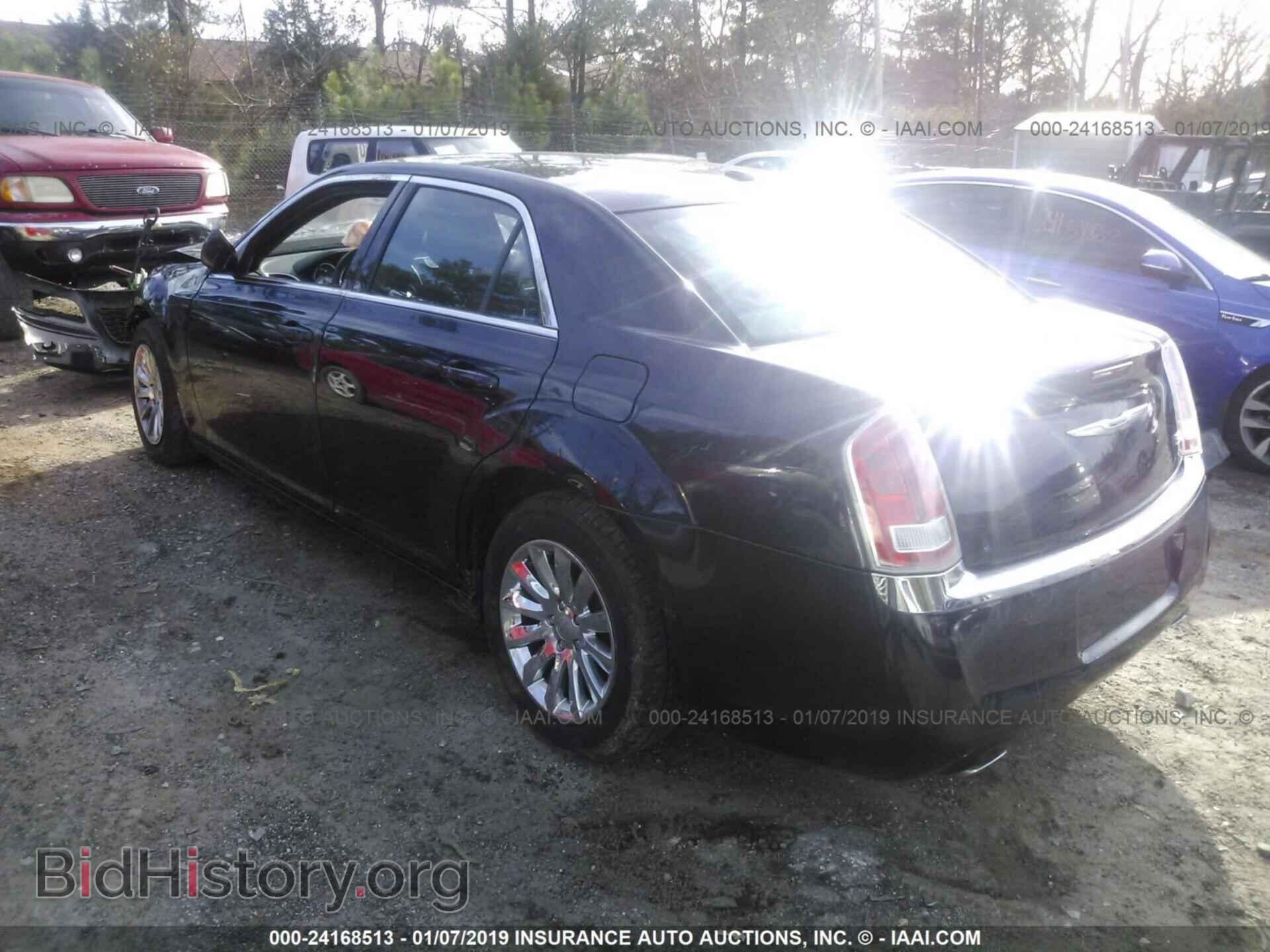 2012 CHRYSLER 300 - VIN: 2C3CCAAG9CH117828 - Фото 3