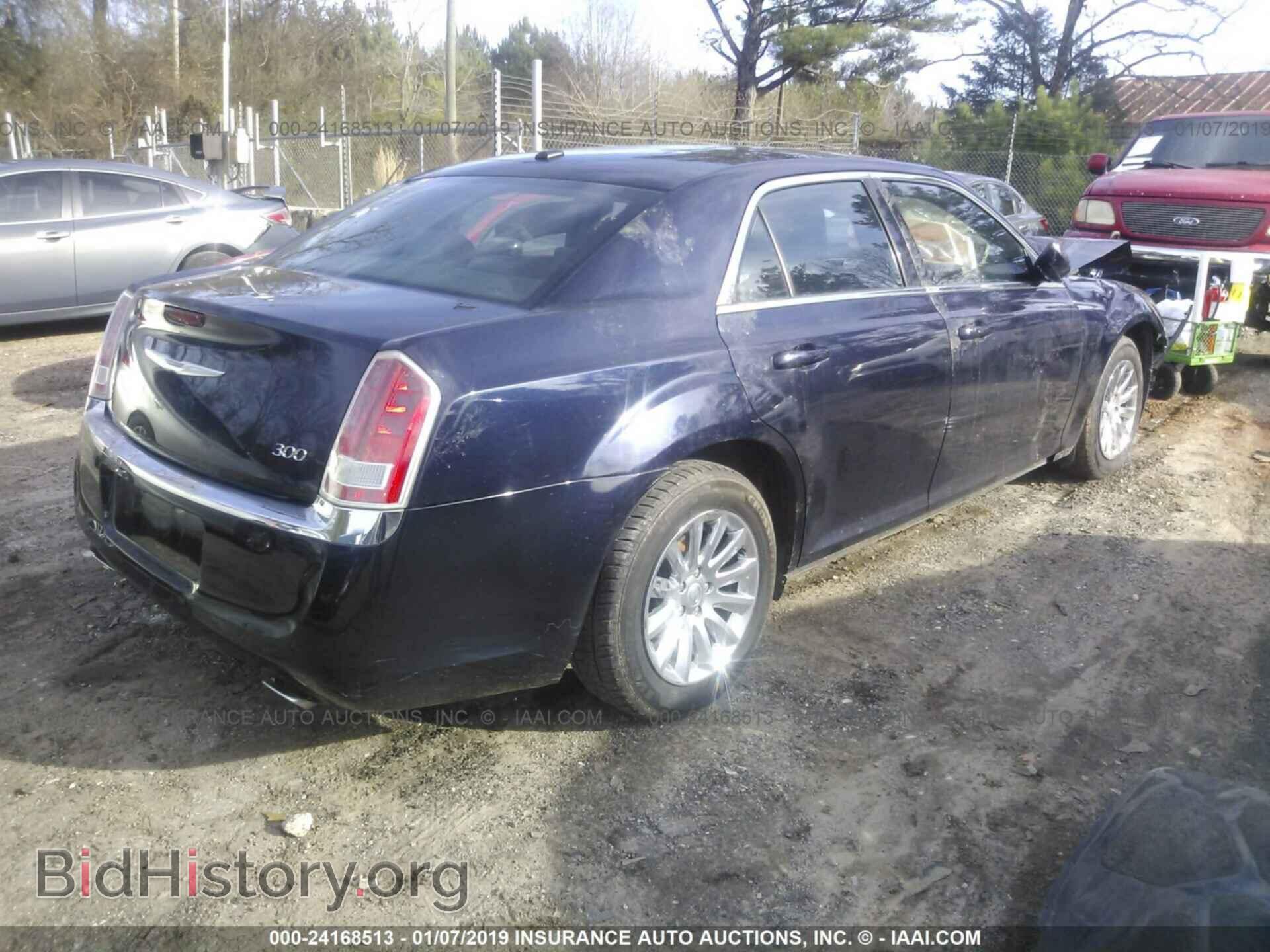 2012 CHRYSLER 300 - VIN: 2C3CCAAG9CH117828 - Фото 4
