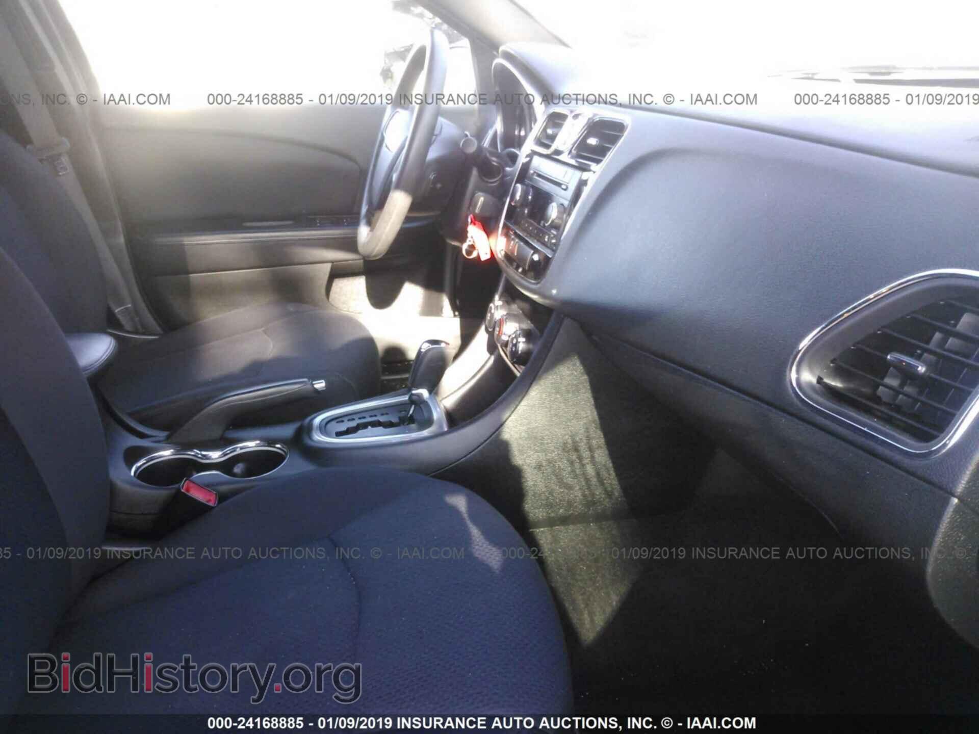 2012 CHRYSLER 200 - VIN: 1C3CCBAB0CN320303 - Фото 5