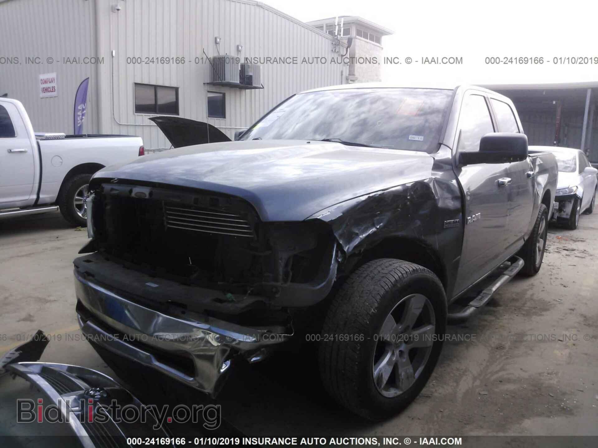 2009 DODGE RAM 1500 - VIN: 1D3HB13T89S740932 - Фото 2