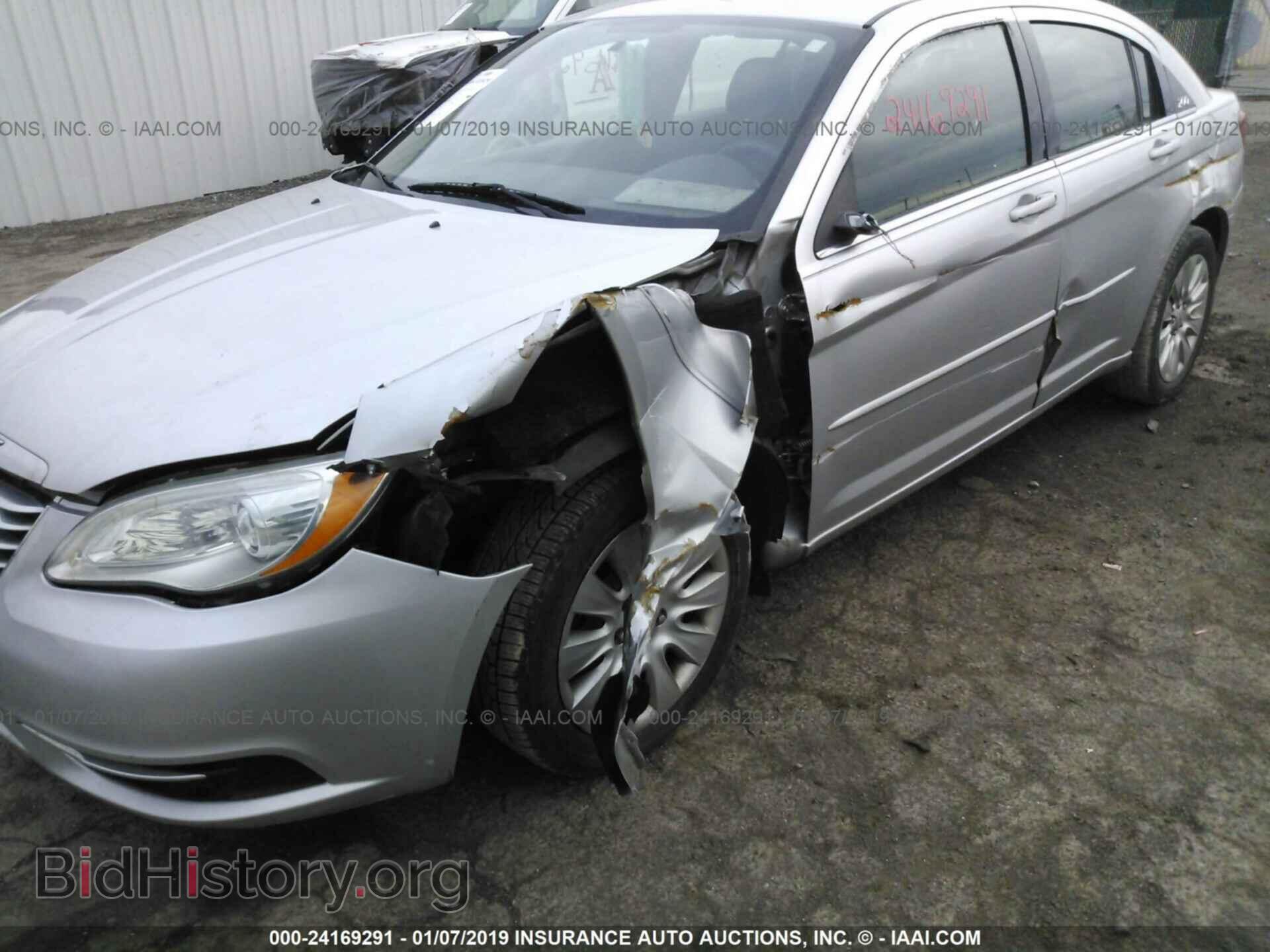 2011 CHRYSLER 200 - VIN: 1C3BC4FBXBN545570 - Фото 6