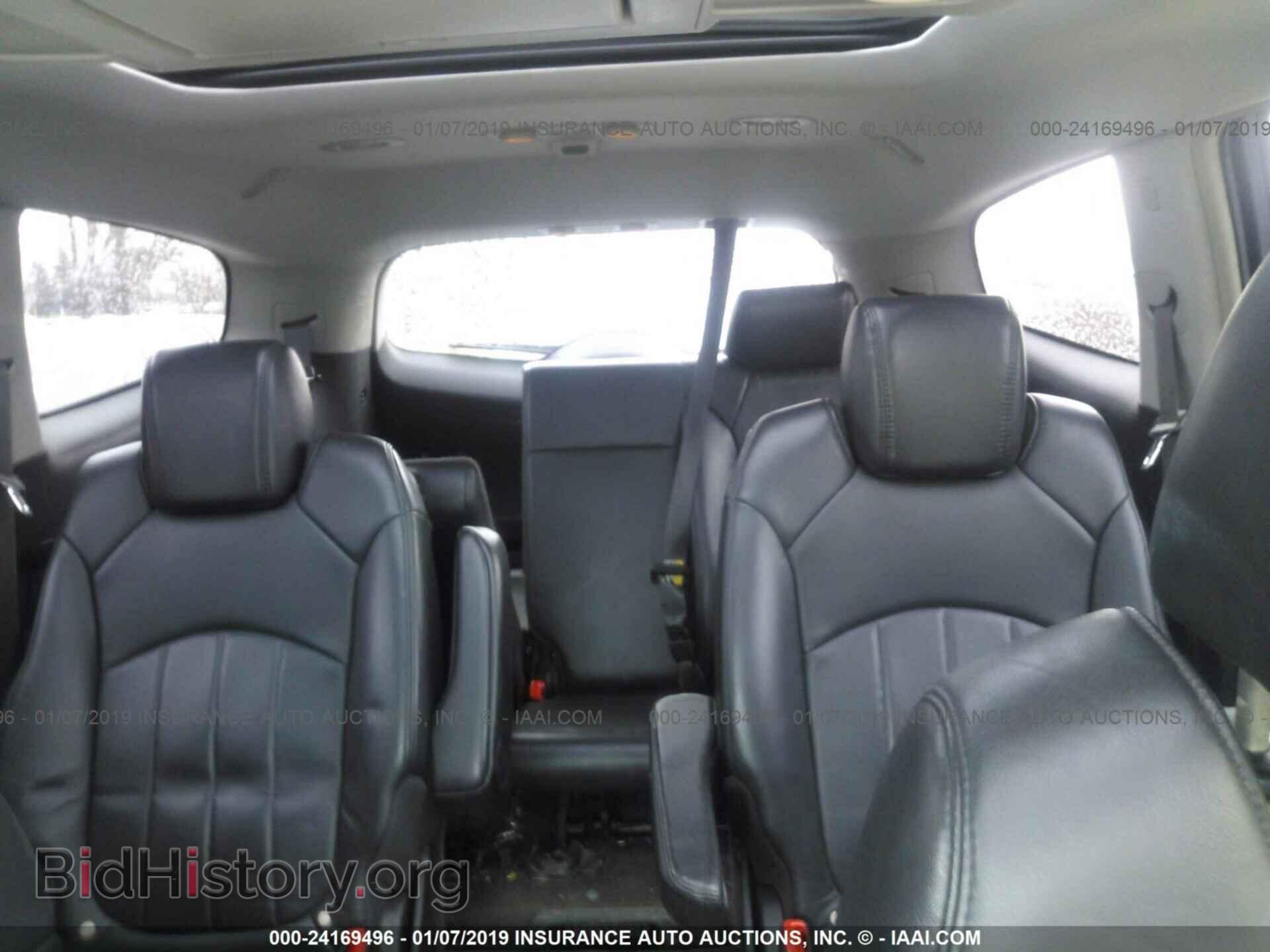 2008 BUICK ENCLAVE - VIN: 5GAEV23748J297938 - Photo 8