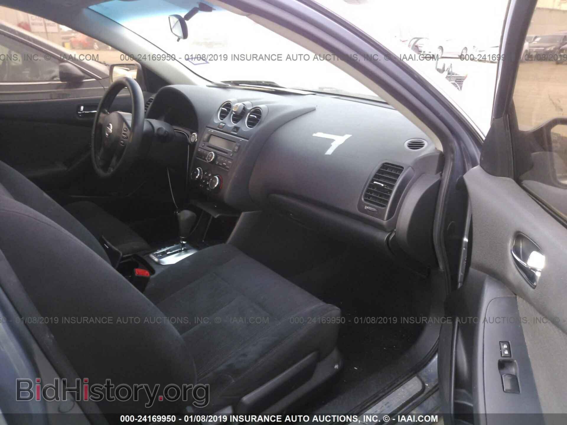 2011 MERCEDES-BENZ E - VIN: WDDHF8HB7BA436949 - Photo 5