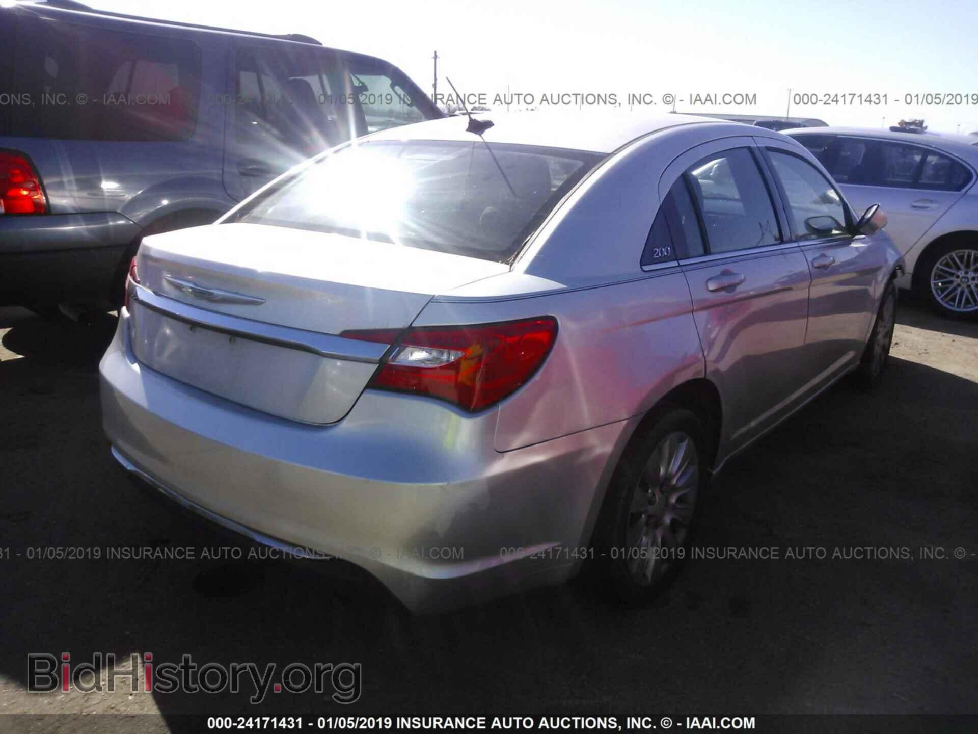 2012 CHRYSLER 200 - VIN: 1C3CCBAB4CN145019 - Фото 4