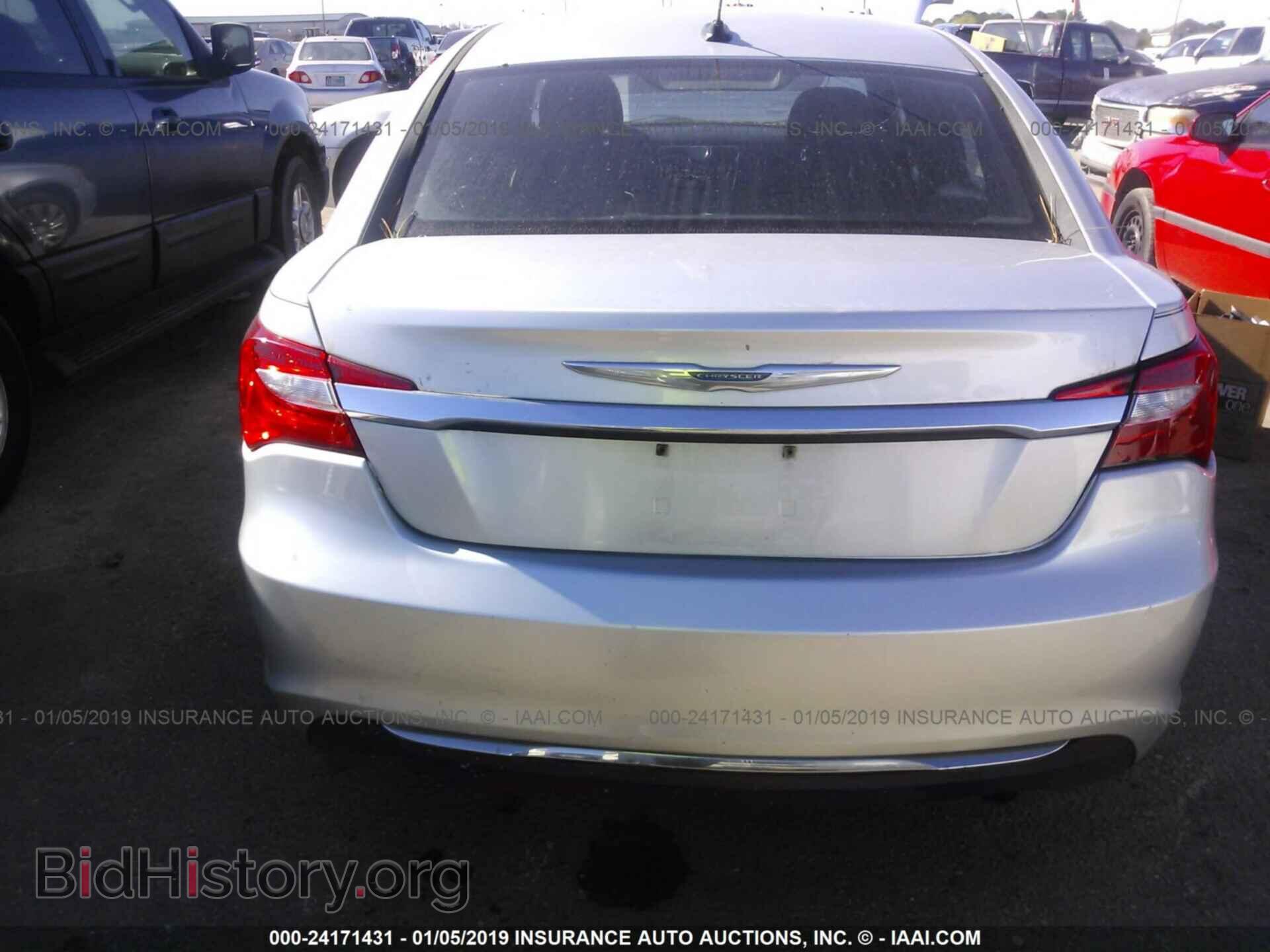 2012 CHRYSLER 200 - VIN: 1C3CCBAB4CN145019 - Фото 6