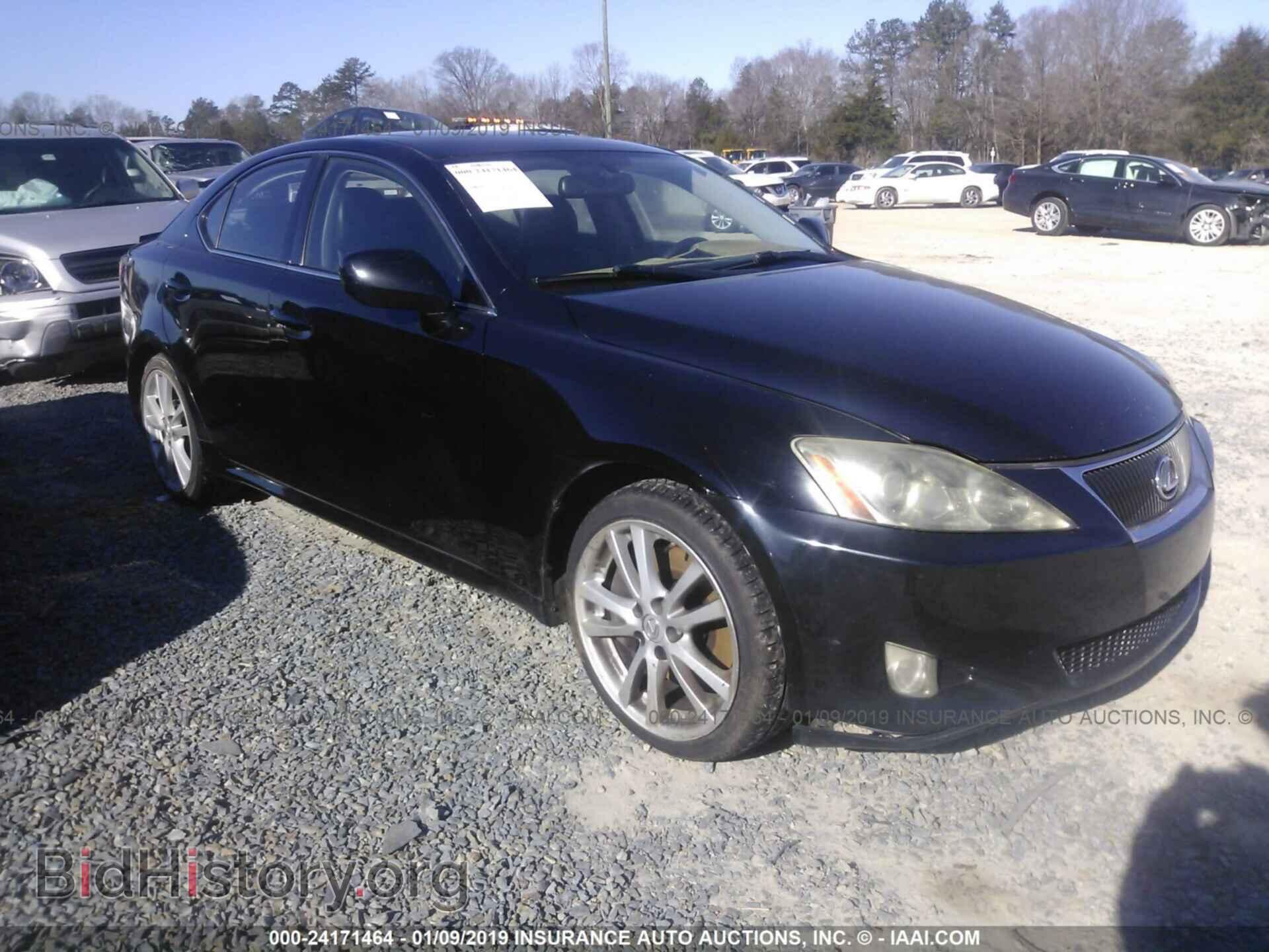 Photo JTHBE262572007909 - LEXUS IS 2007