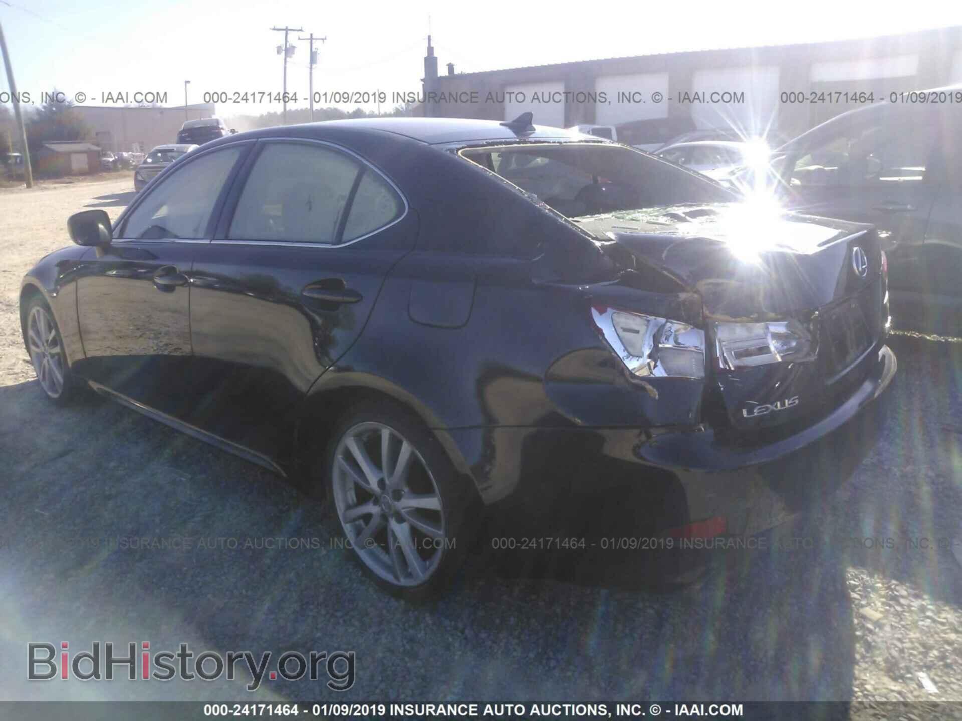 2007 LEXUS IS - VIN: JTHBE262572007909 - Photo 3