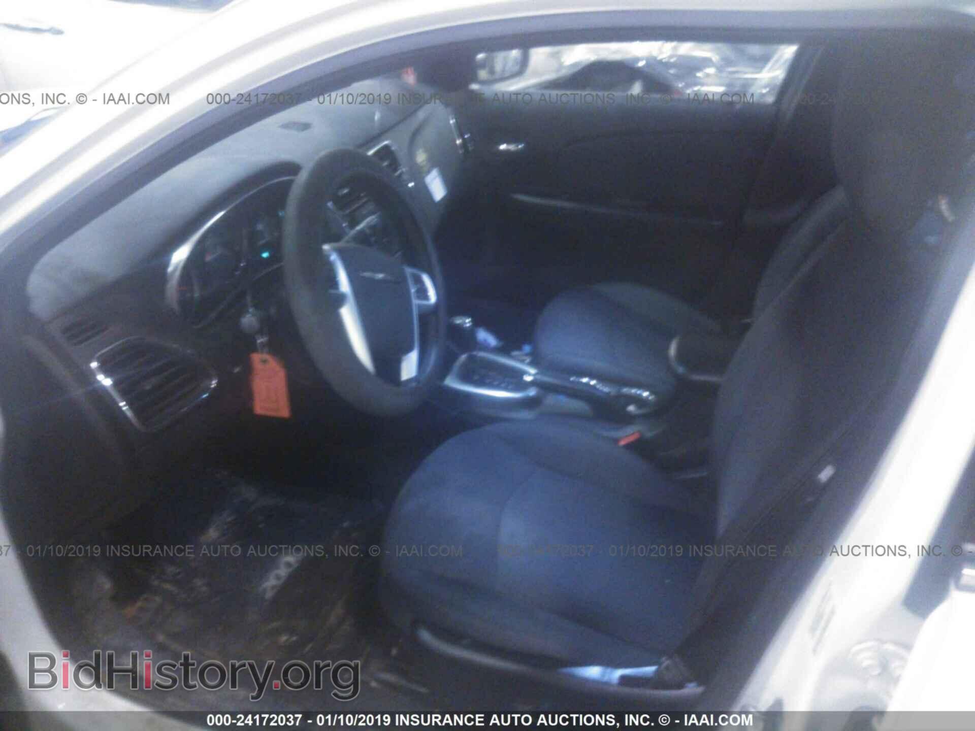 2013 CHRYSLER 200 - VIN: 1C3CCBBG4DN532049 - Фото 5