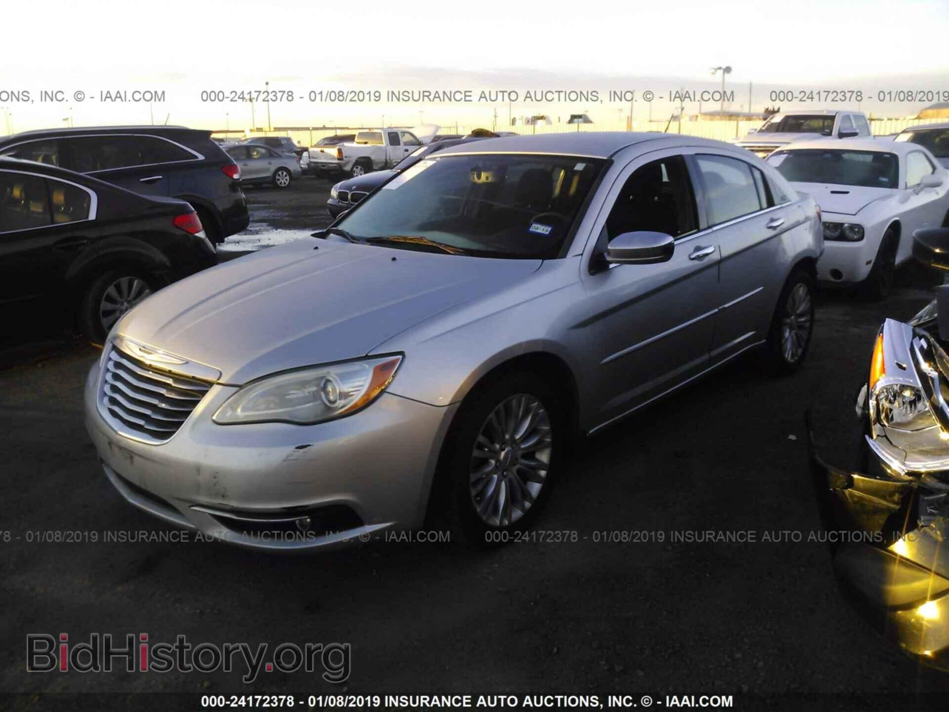 2012 CHRYSLER 200 - VIN: 1C3CCBCB5CN166538 - Фото 2
