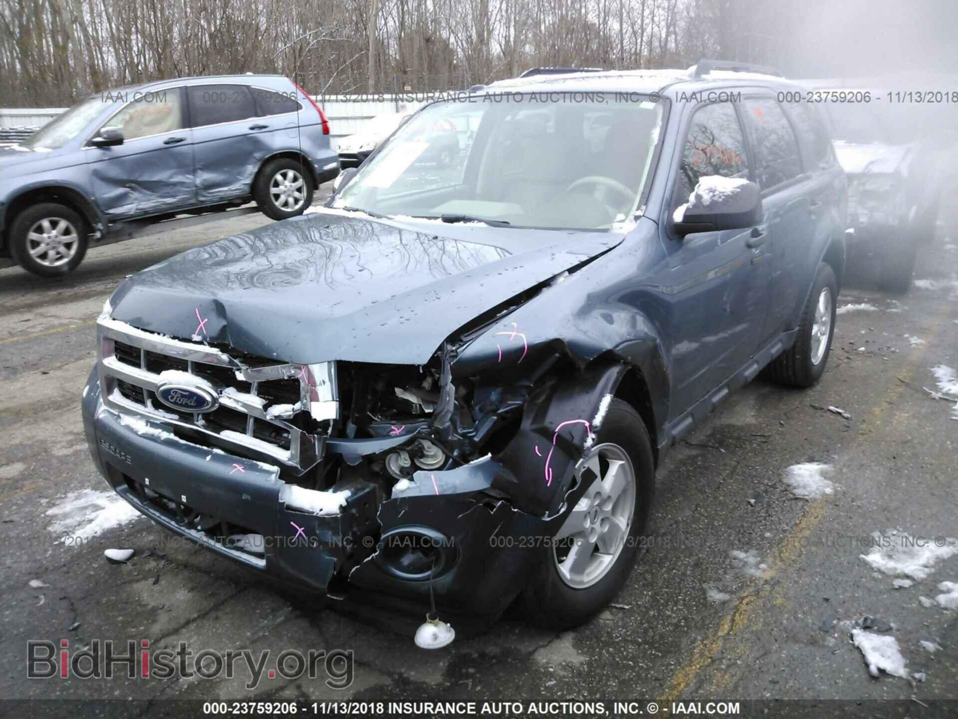 2011 FORD ESCAPE - VIN: 1FMCU0D70BKB22997 - Photo 2