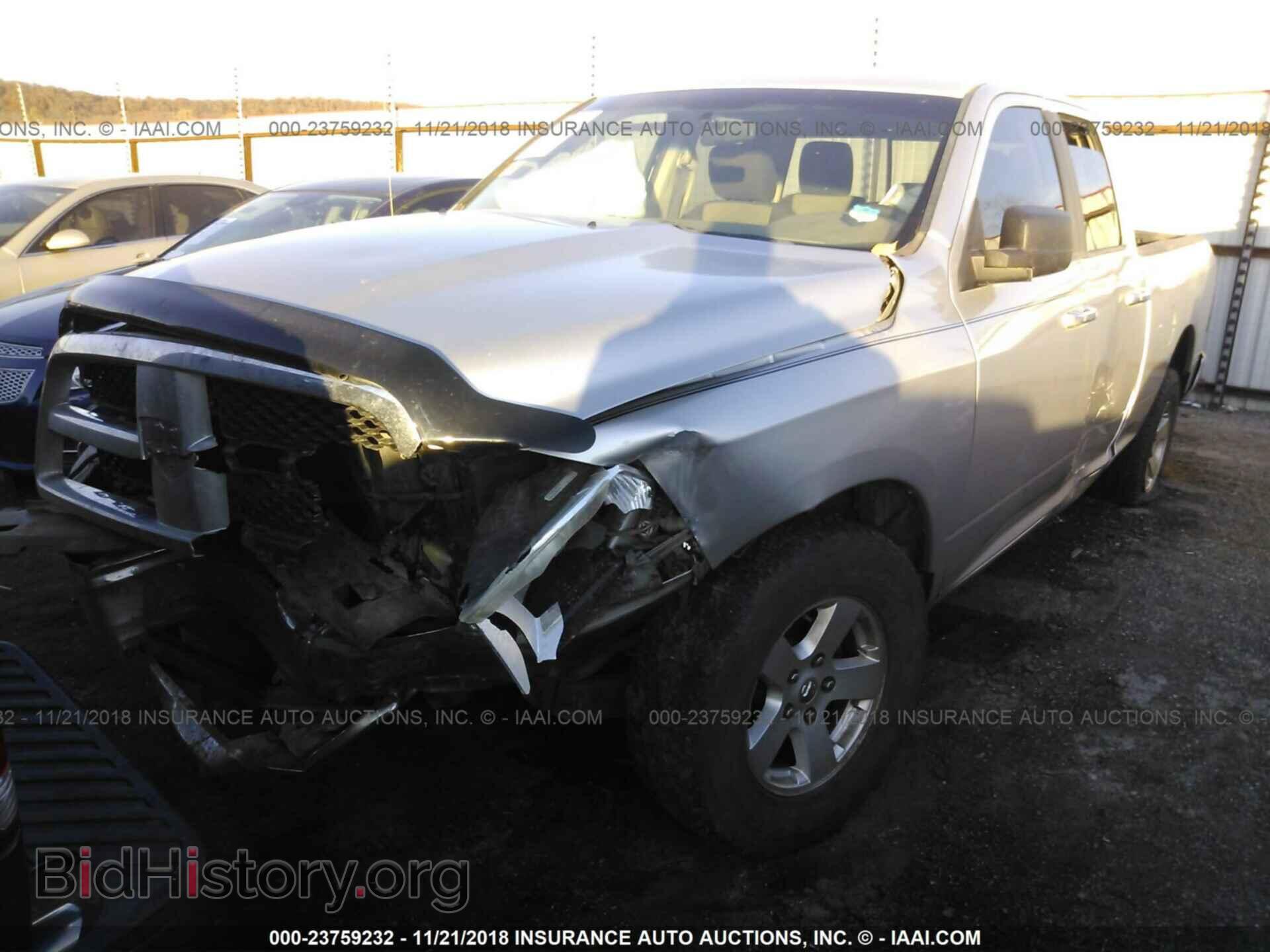 2011 DODGE RAM 1500 - VIN: 1D7RB1GP5BS679691 - Фото 2
