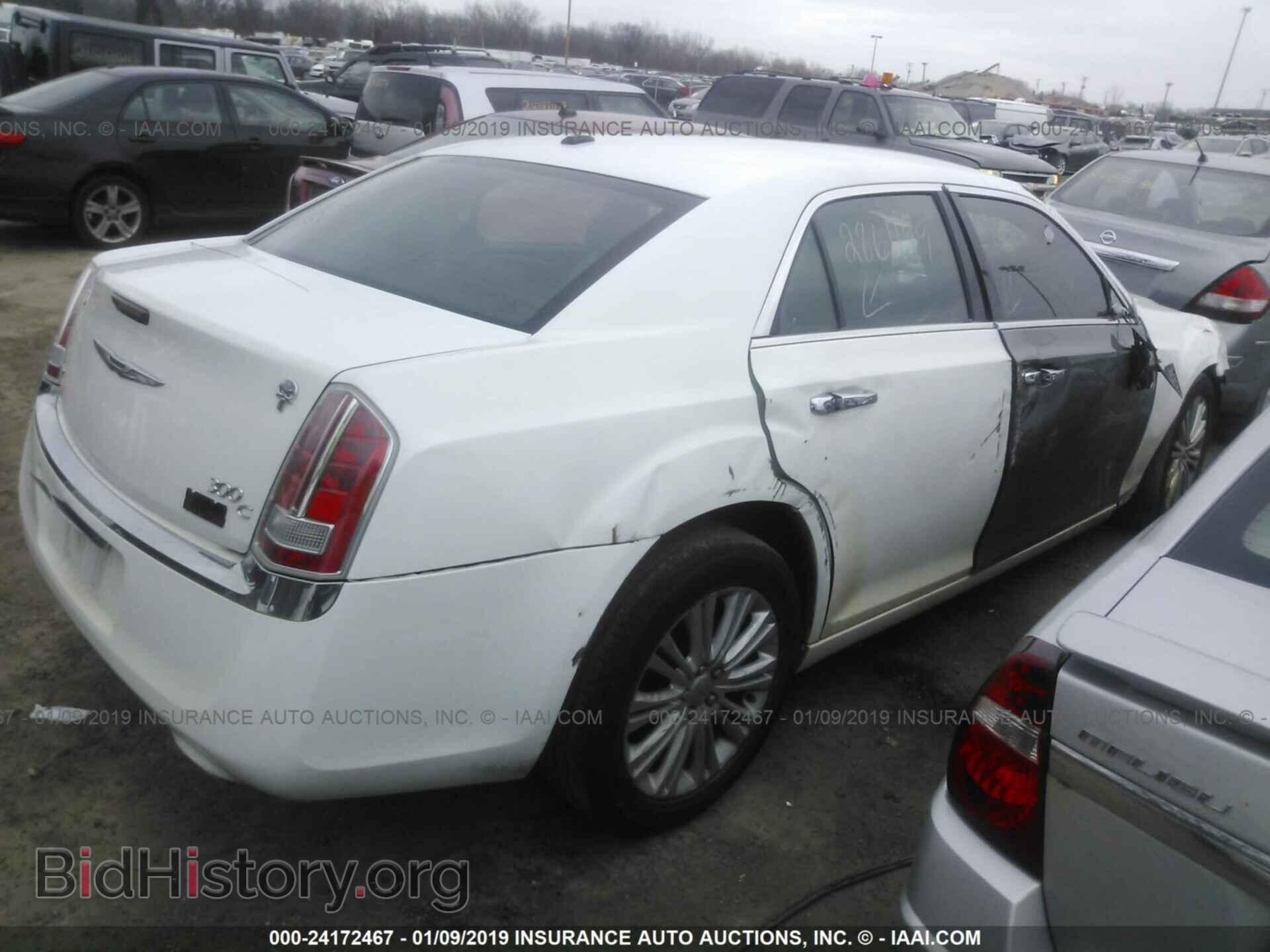 2014 CHRYSLER 300C - VIN: 2C3CCAKG8EH194398 - Фото 4