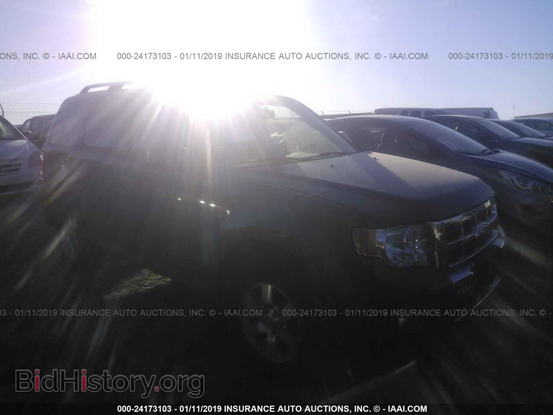 Фотография 1FMCU0EG0BKC18224 - FORD ESCAPE 2011
