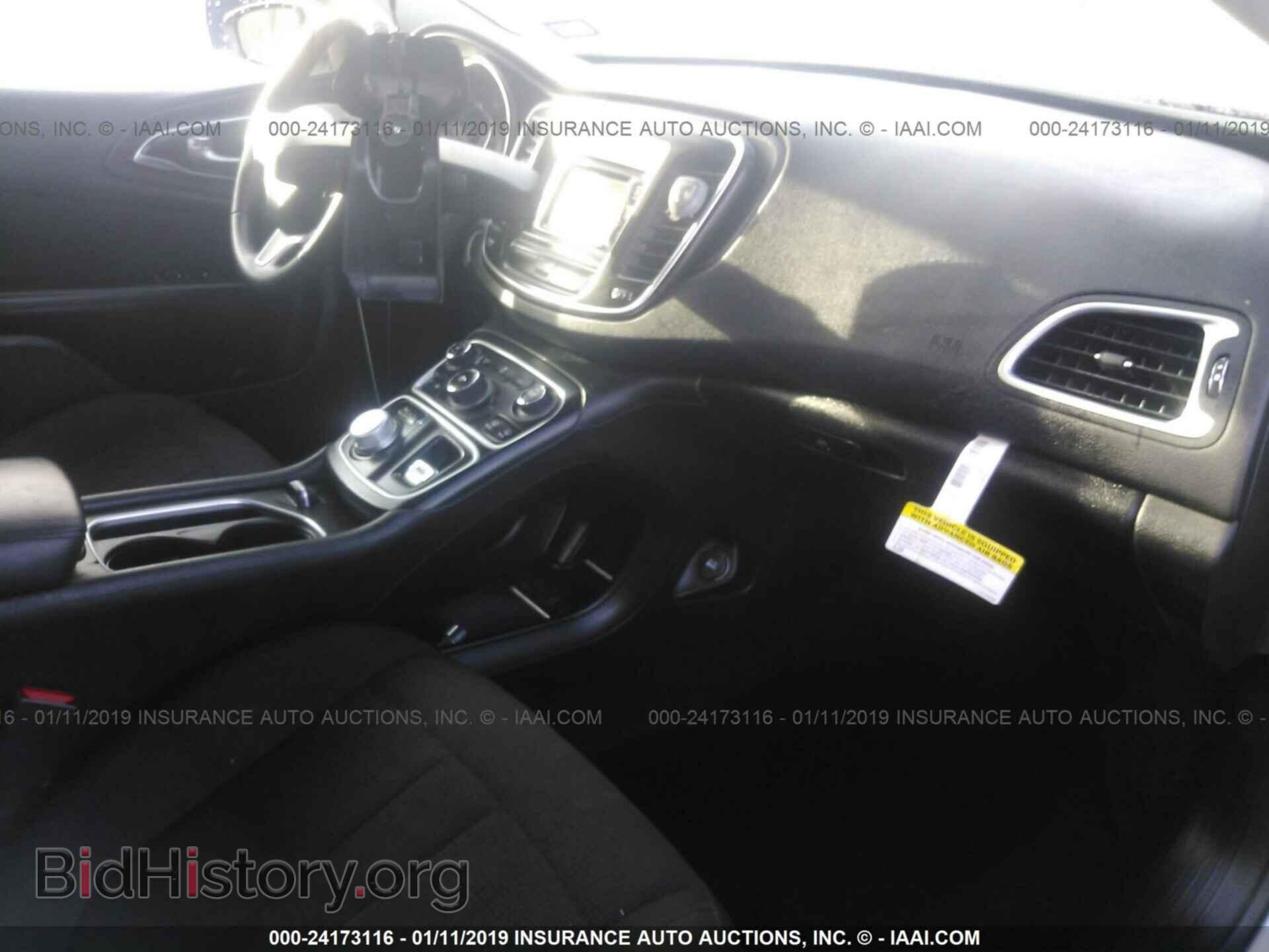 2016 CHRYSLER 200 - VIN: 1C3CCCFB9GN195502 - Photo 5