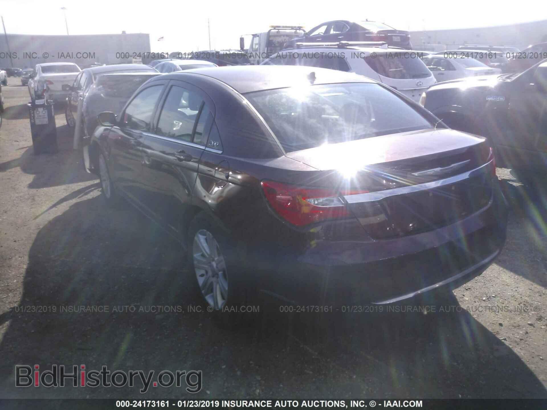 2012 CHRYSLER 200 - VIN: 1C3CCBBB5CN241658 - Photo 3