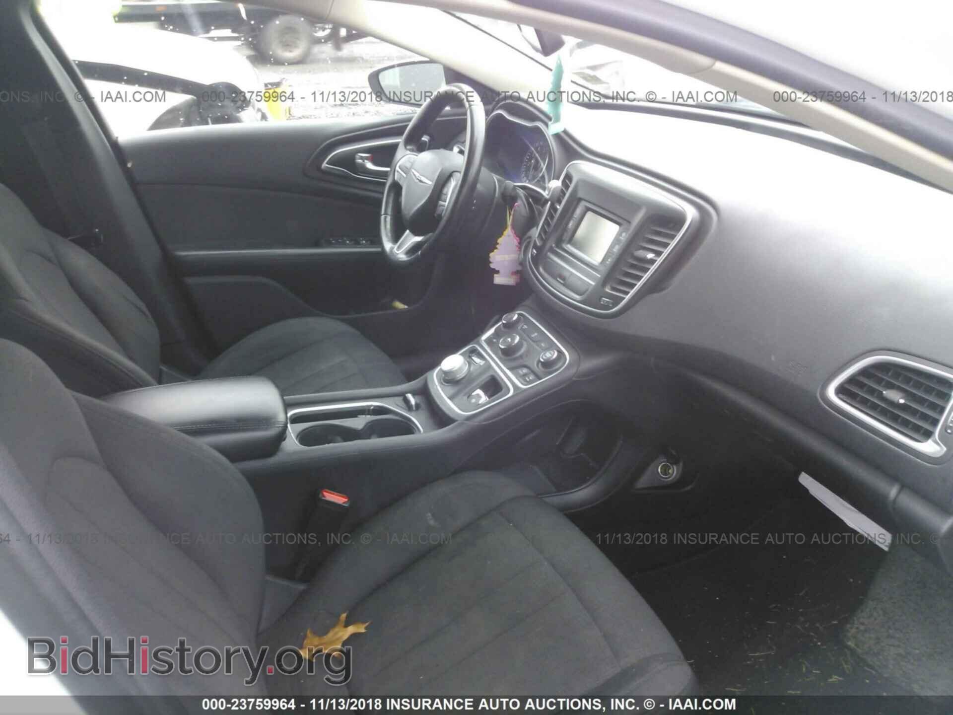 2016 CHRYSLER 200 - VIN: 1C3CCCAB1GN108845 - Фото 5