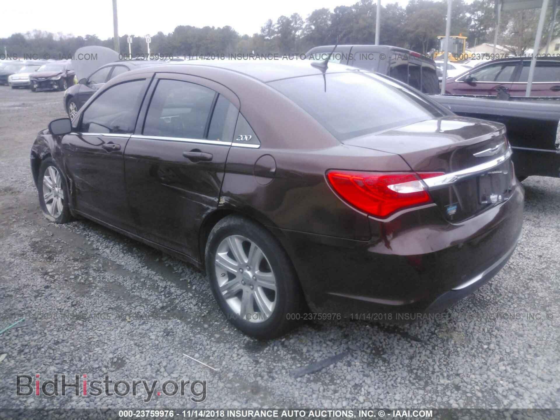 2013 CHRYSLER 200 - VIN: 1C3CCBBB4DN600810 - Фото 3
